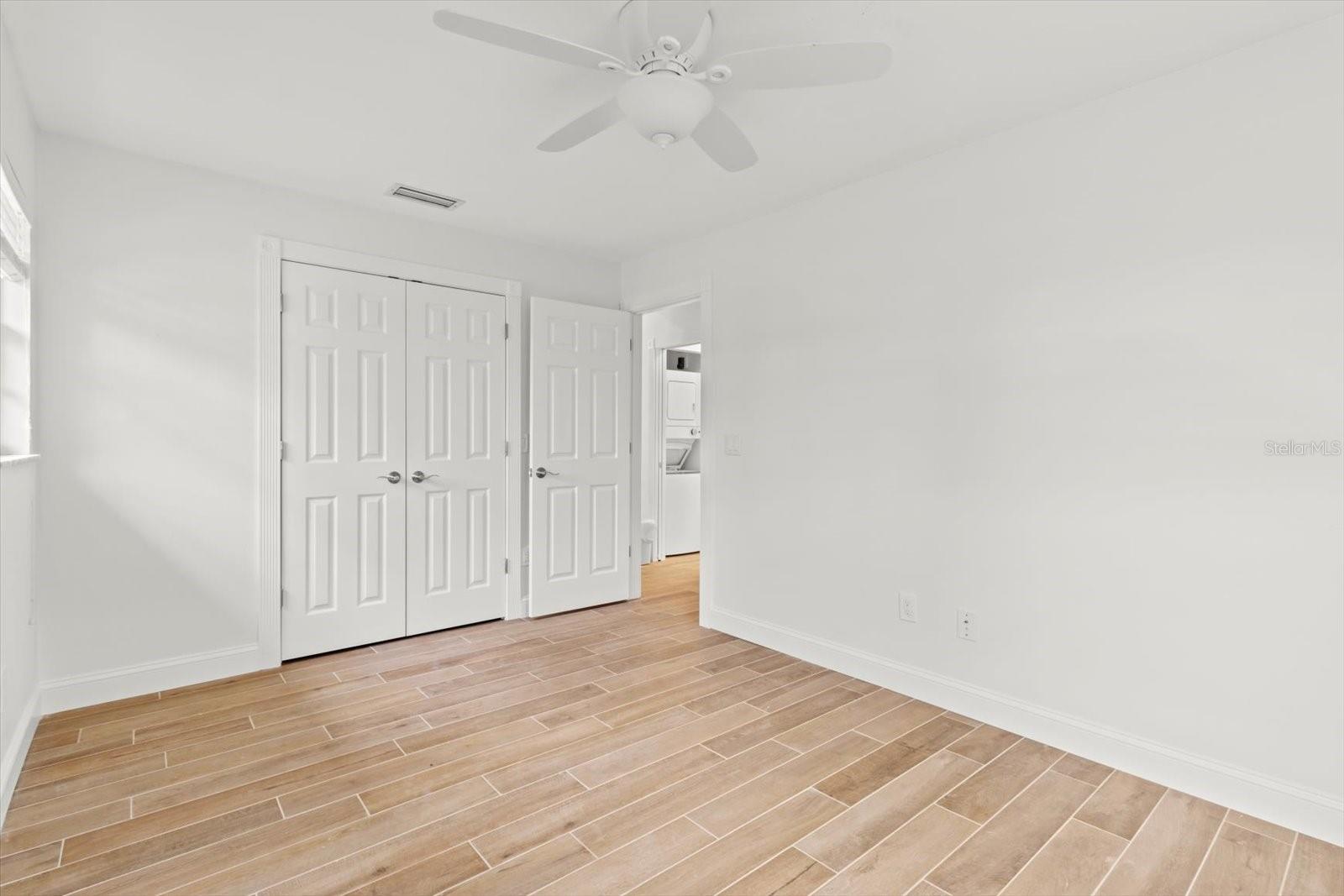 Image 16 of 50 For 11770 Sunnybrook Court