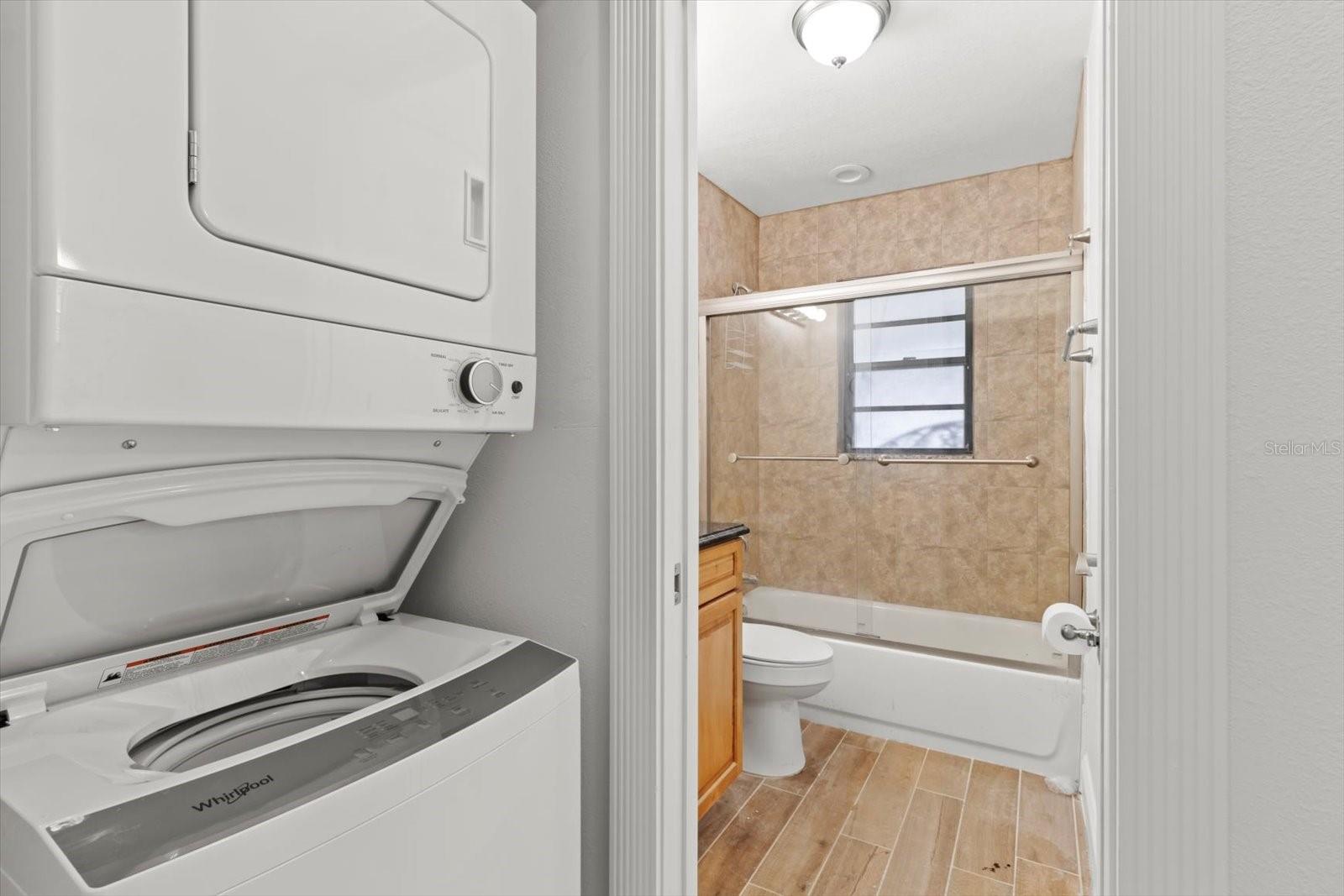 Image 17 of 50 For 11770 Sunnybrook Court