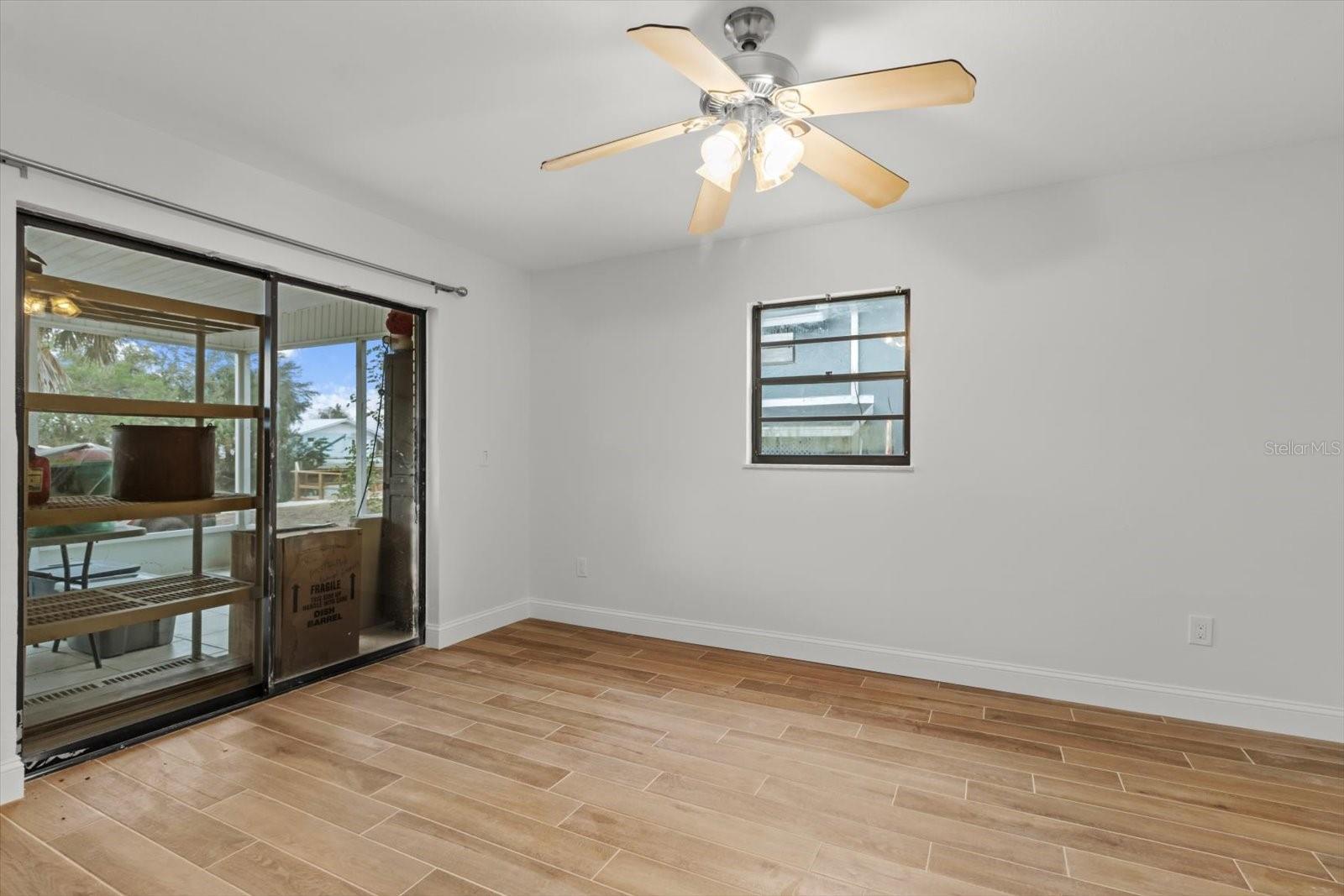 Image 20 of 50 For 11770 Sunnybrook Court