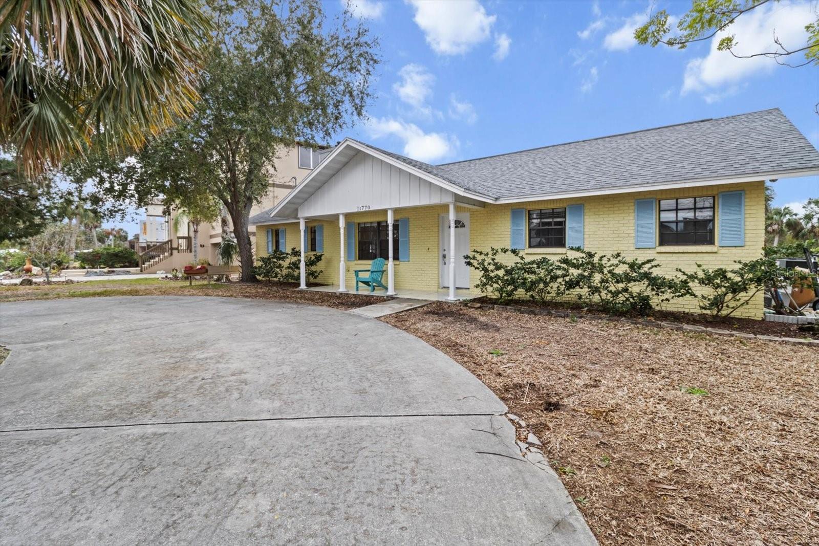 Image 6 of 50 For 11770 Sunnybrook Court