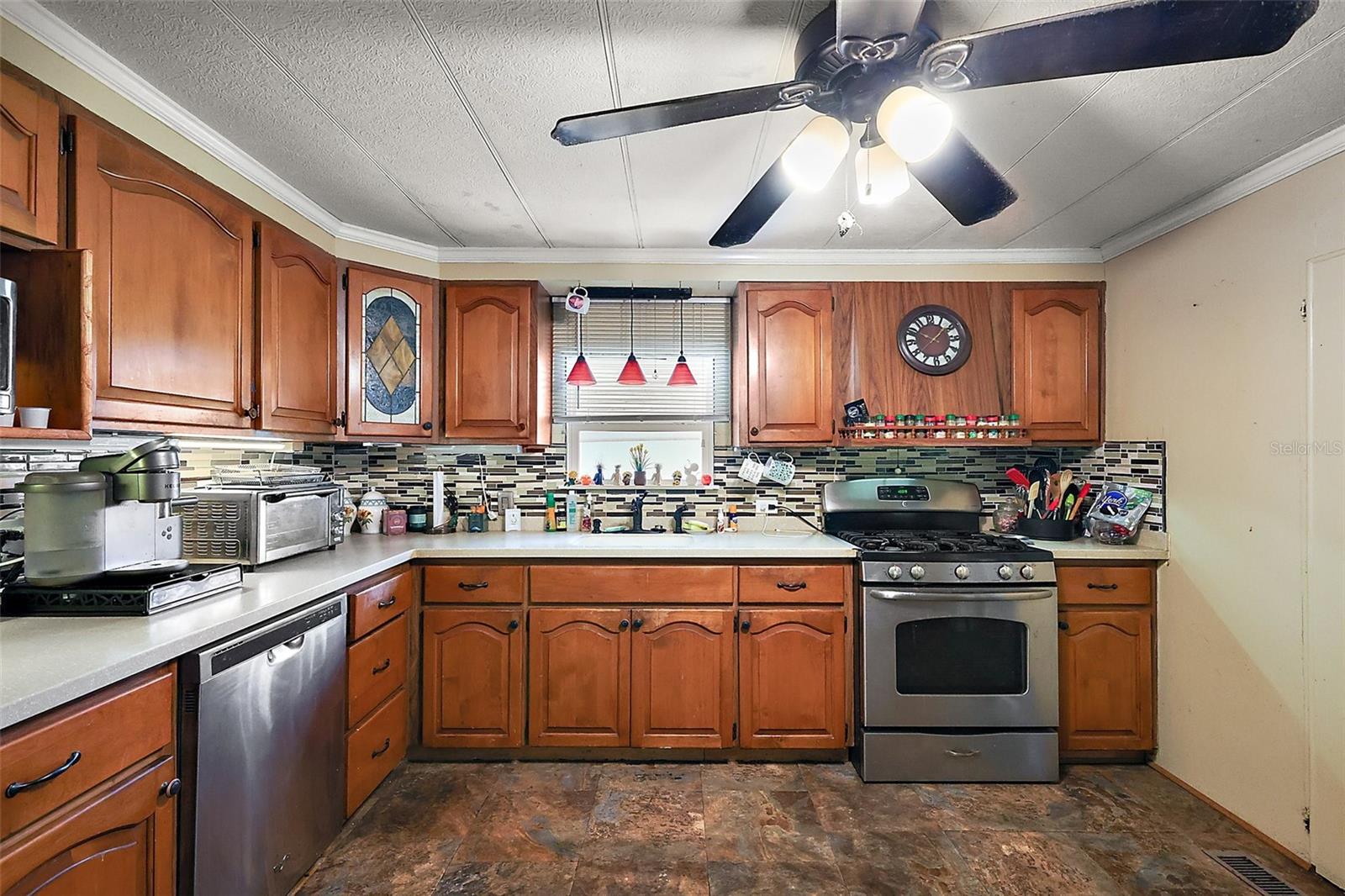 Image 13 of 31 For 31545 Terrace Drive