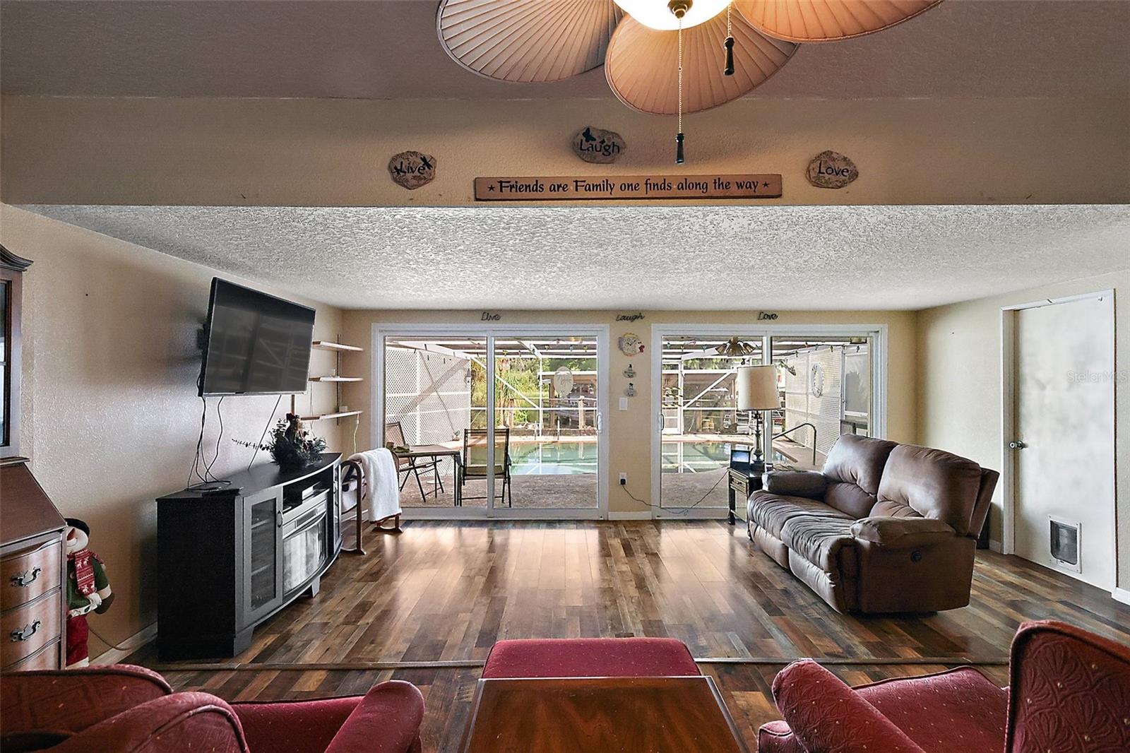 Image 15 of 31 For 31545 Terrace Drive