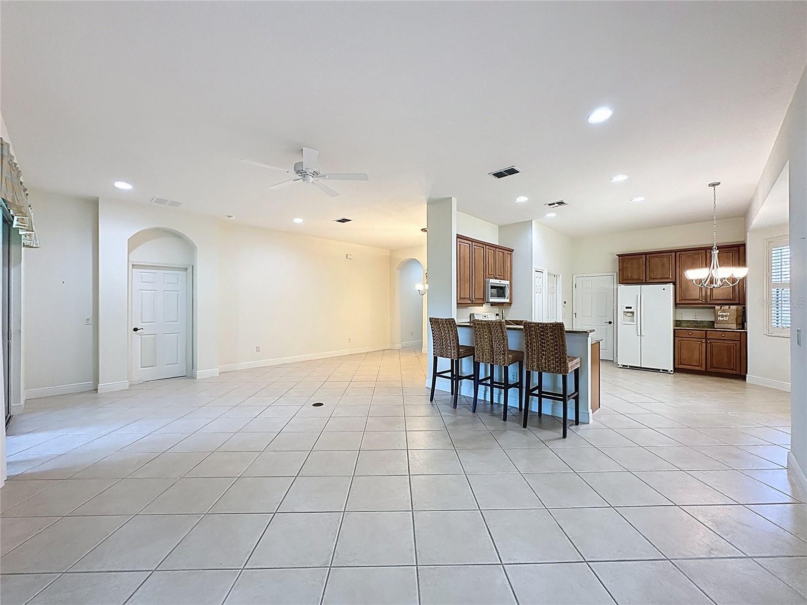 Image 18 of 84 For 101 Flame Vine Way
