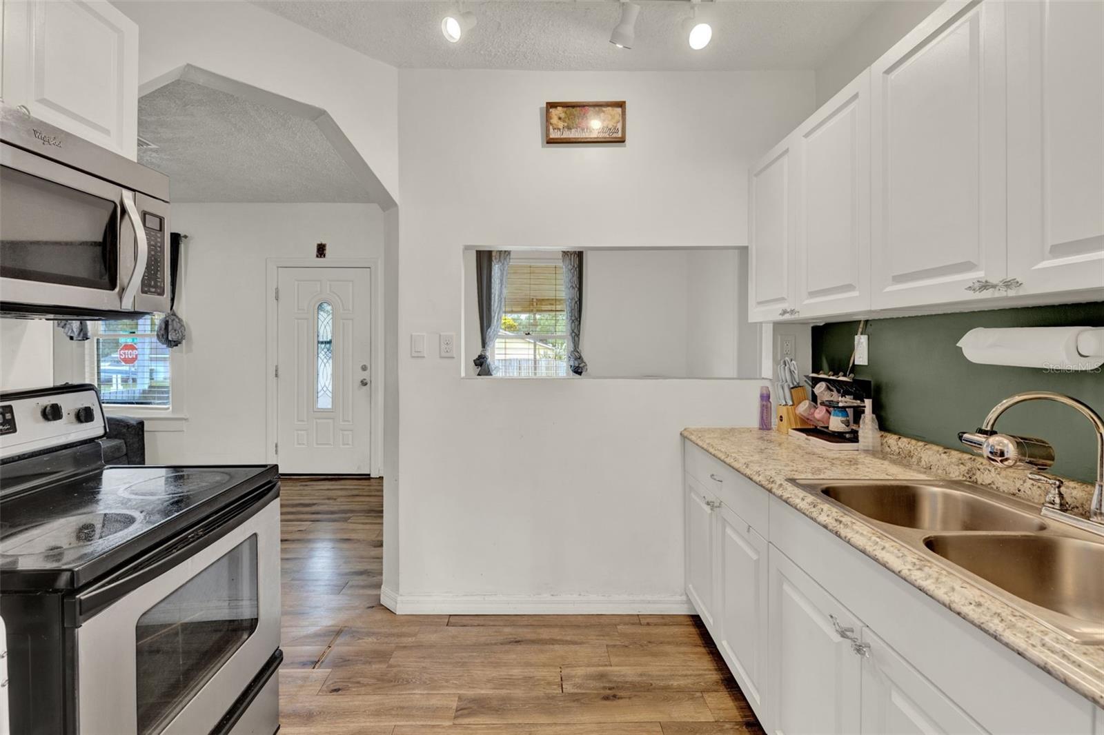 Image 8 of 16 For 520 Dora Avenue