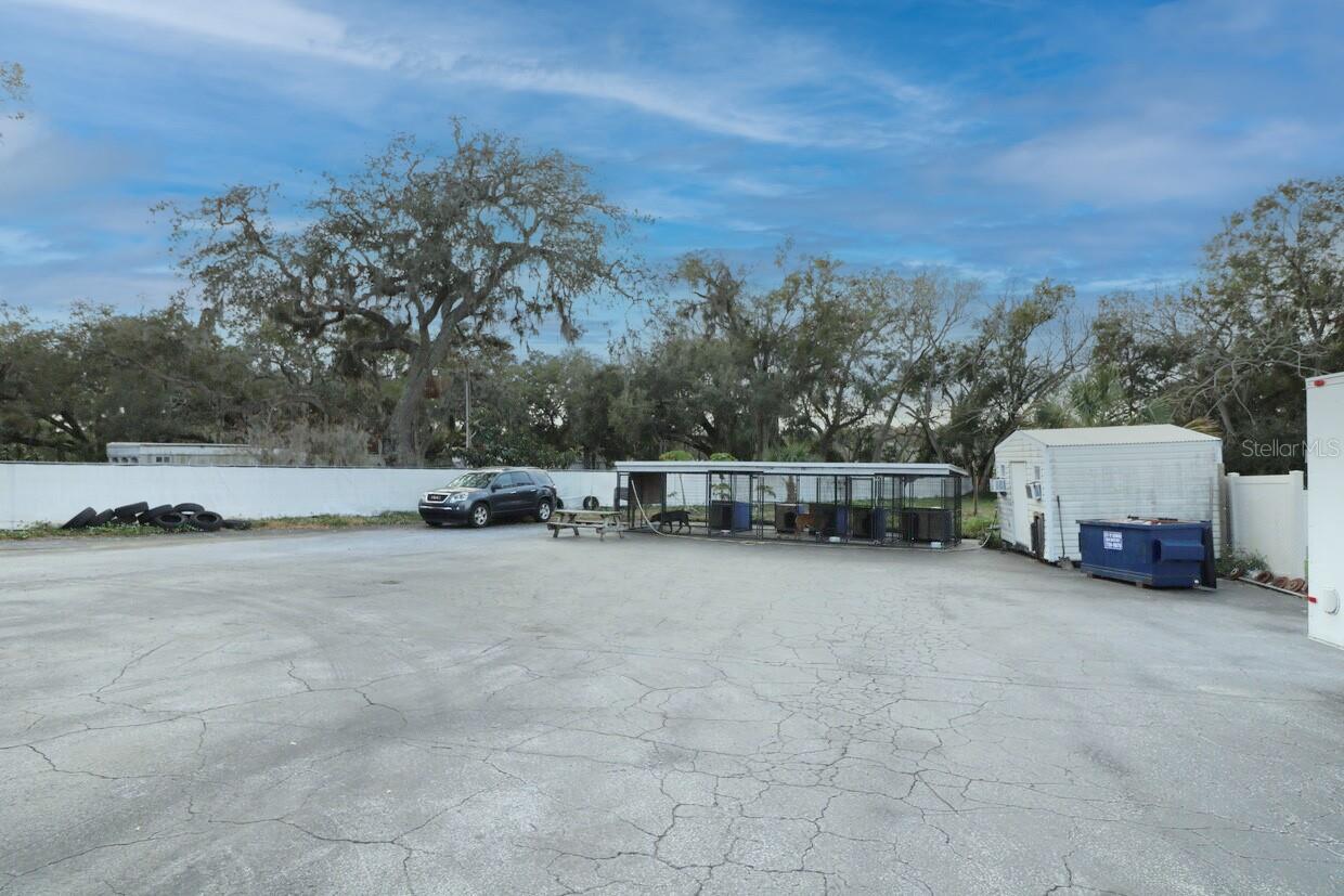 Image 8 of 8 For 2011 Citrus Boulevard