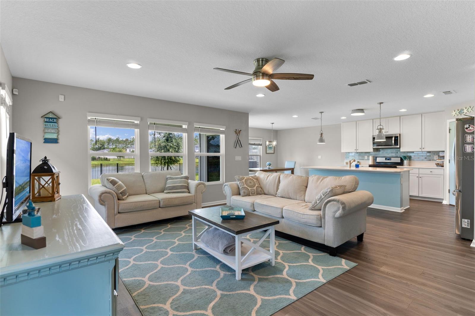 Image 11 of 61 For 562 Meadow Ridge Drive