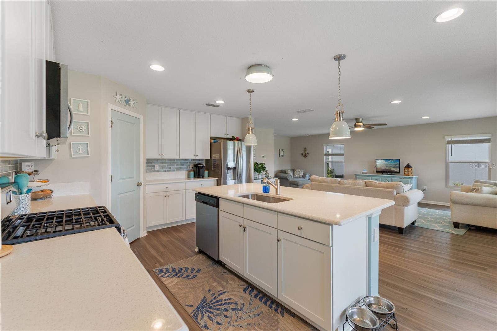 Image 22 of 61 For 562 Meadow Ridge Drive