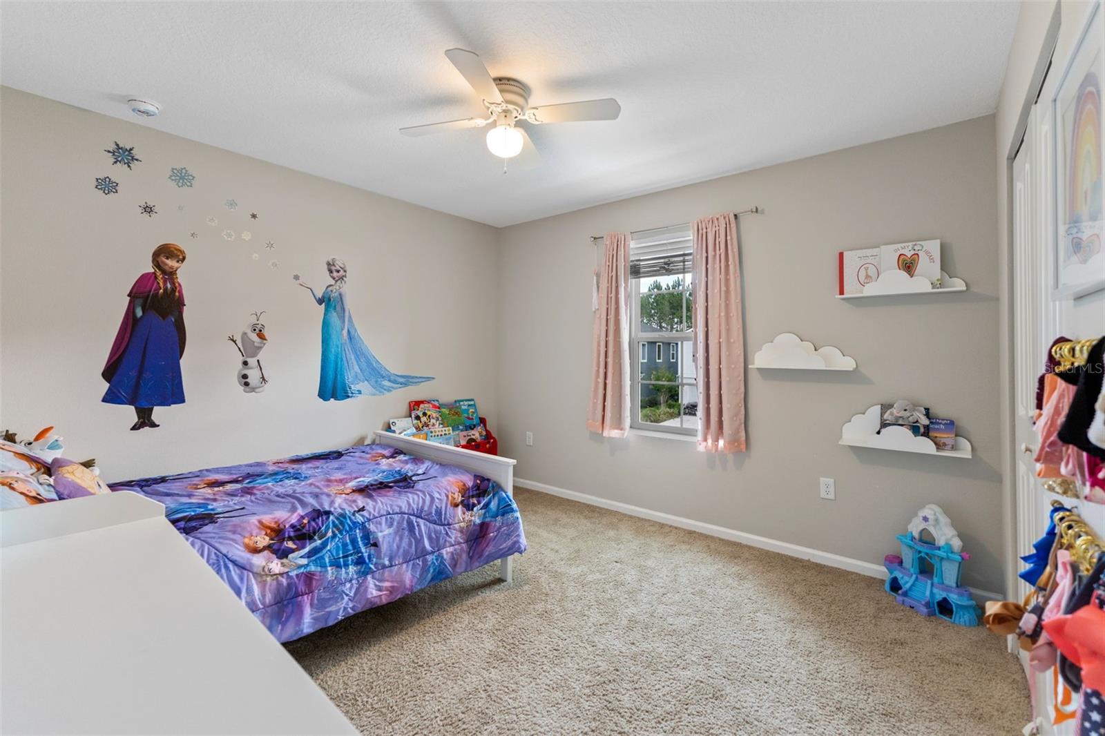 Image 38 of 61 For 562 Meadow Ridge Drive