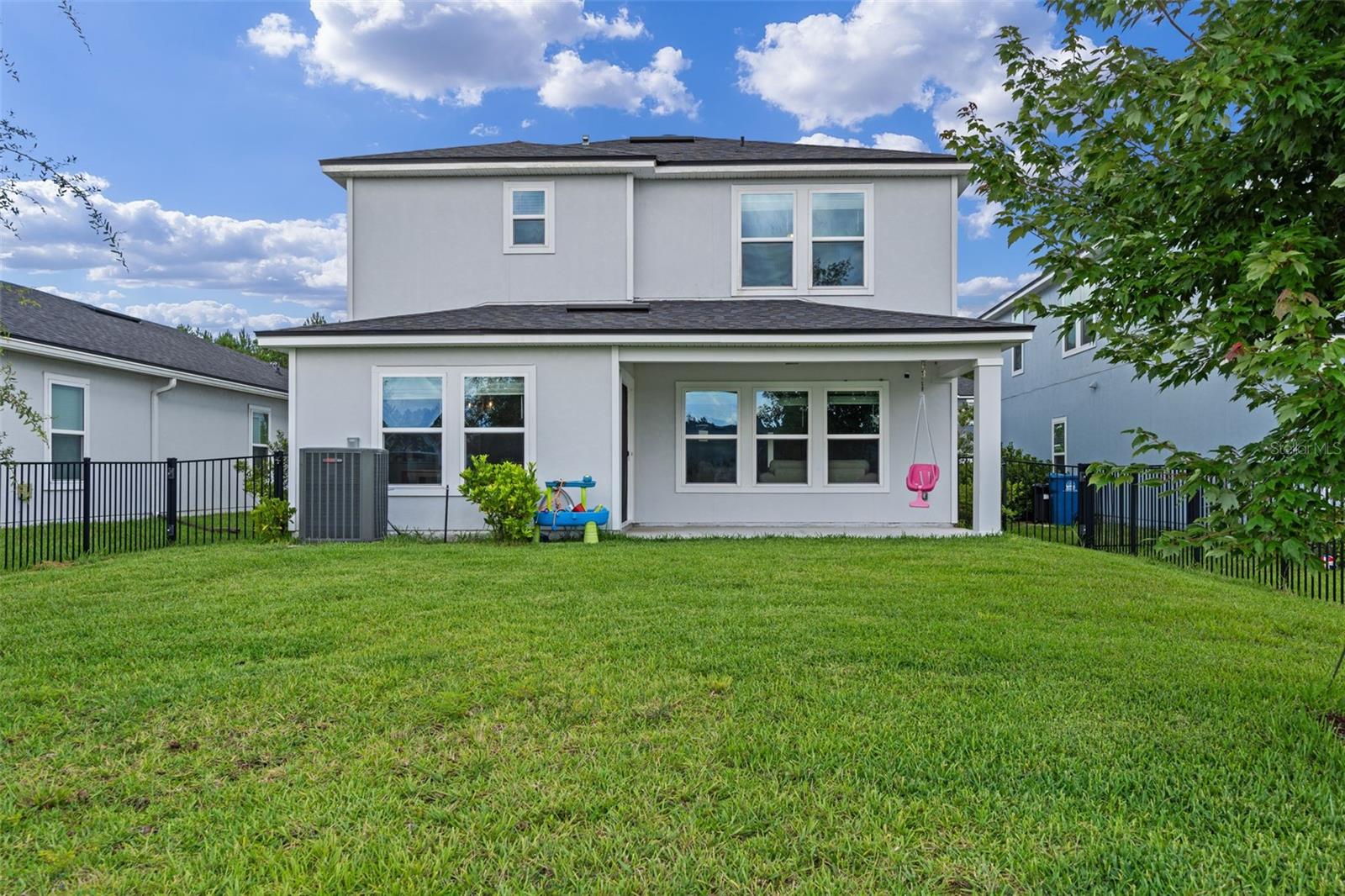 Image 41 of 61 For 562 Meadow Ridge Drive