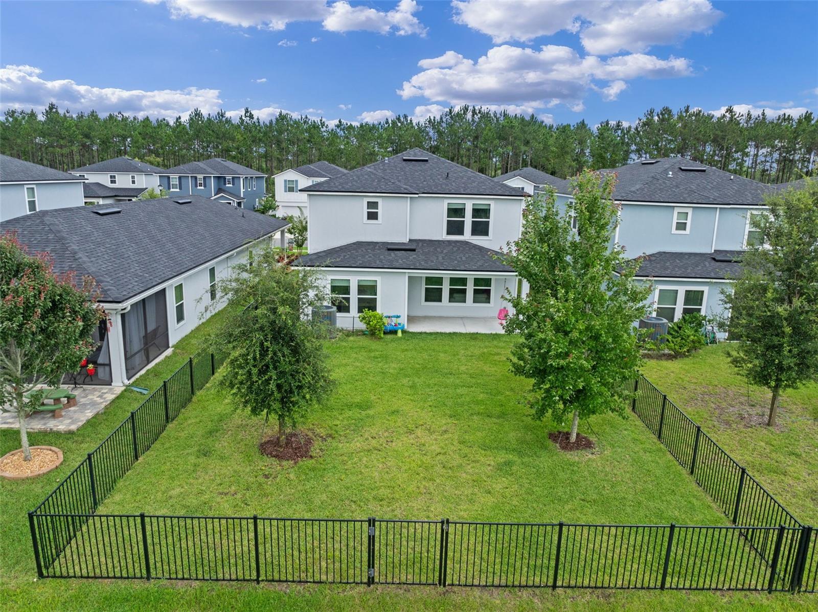 Image 46 of 61 For 562 Meadow Ridge Drive