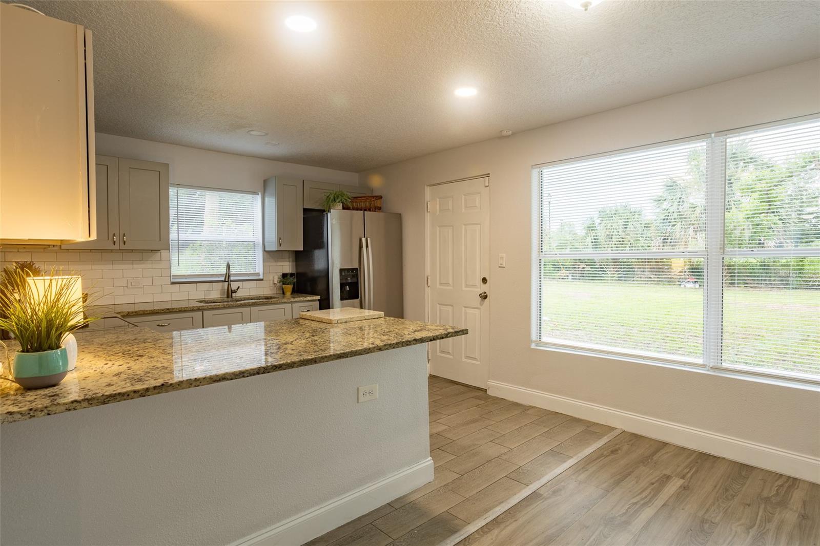 Image 6 of 23 For 2961 Northland Road