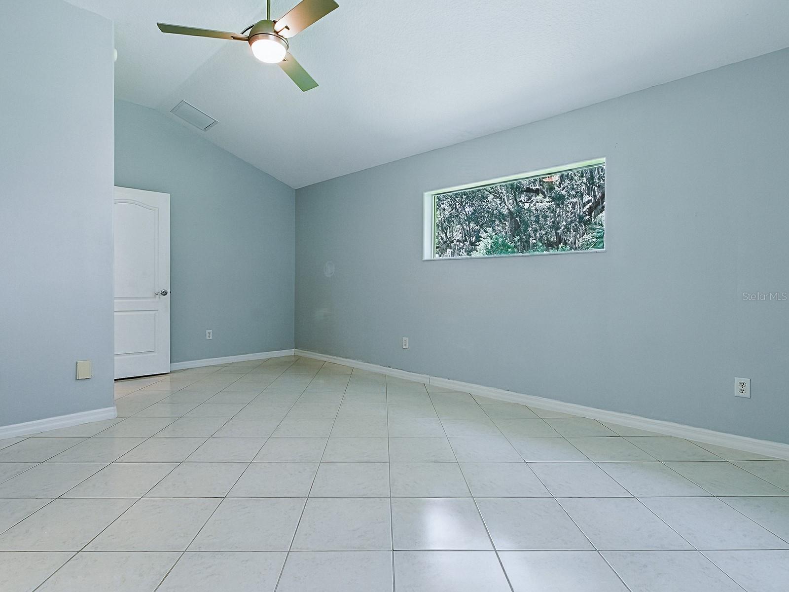 Image 25 of 56 For 17037 76th Creekside Circle