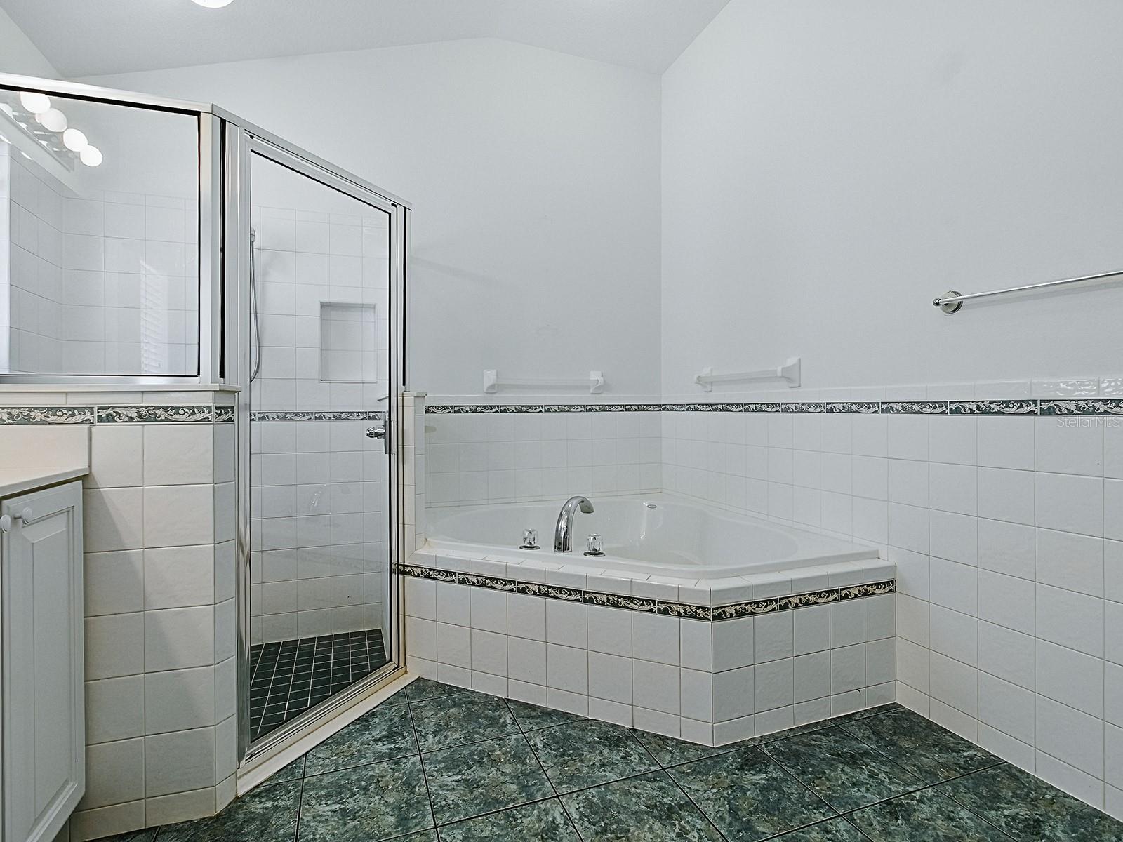 Image 31 of 56 For 17037 76th Creekside Circle