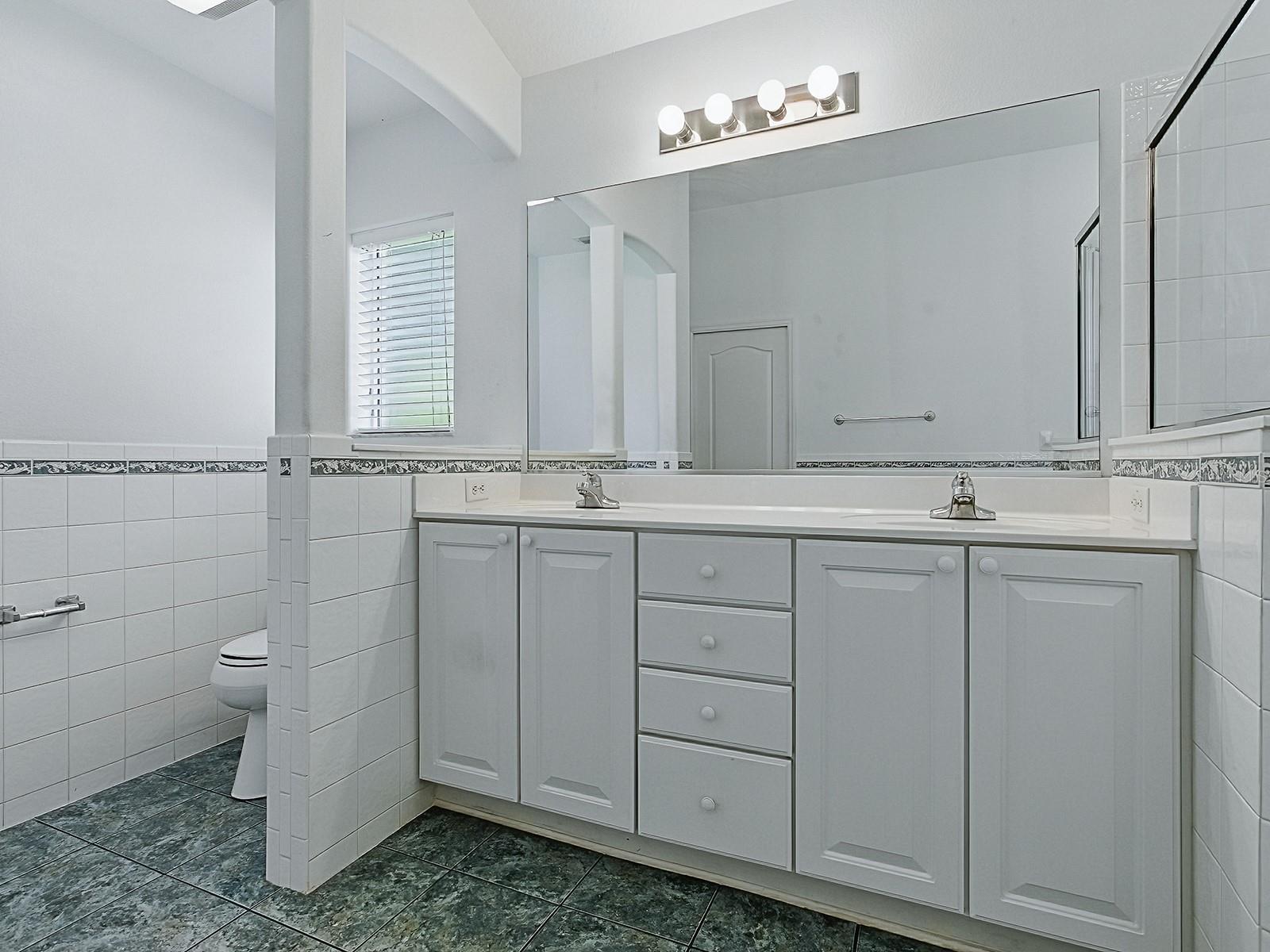 Image 32 of 56 For 17037 76th Creekside Circle