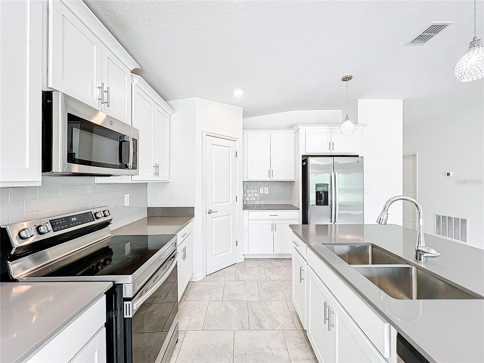 Image 21 of 50 For 6946 Perch Hammock Loop