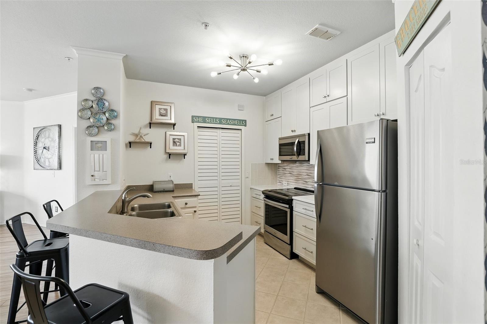 Image 11 of 27 For 2639 Maitland Crossing Way 102
