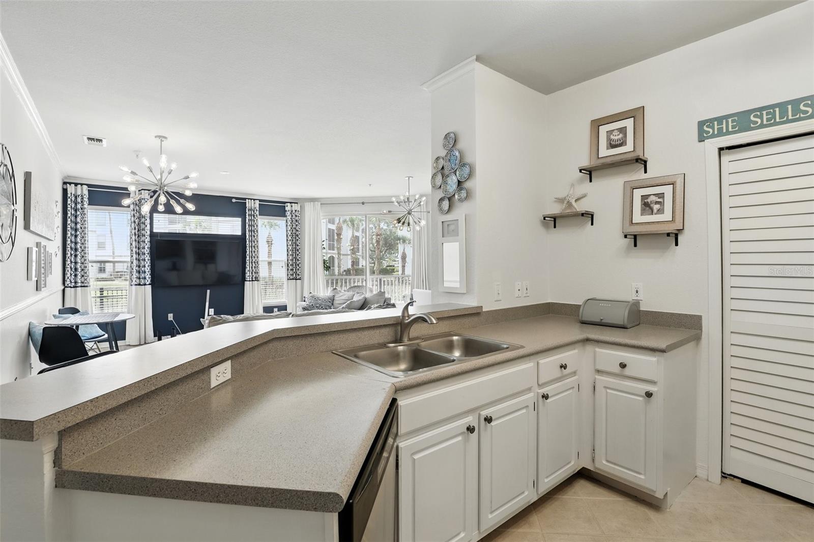 Image 13 of 27 For 2639 Maitland Crossing Way 102