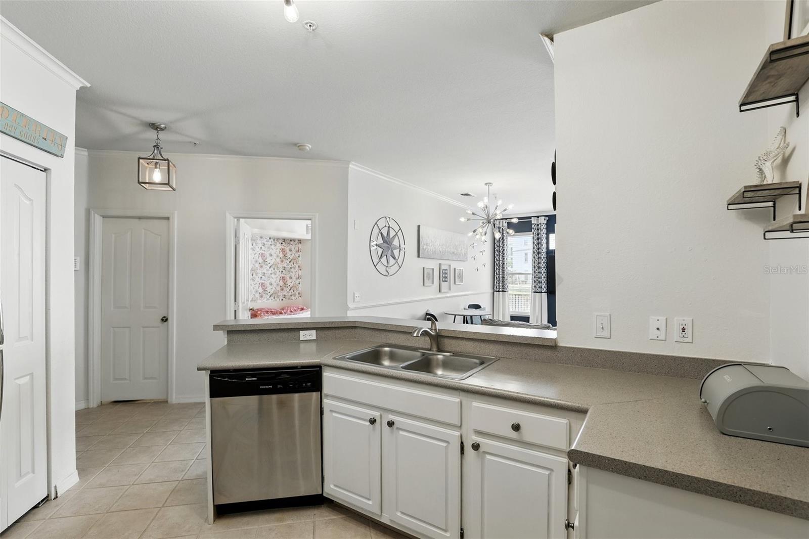 Image 14 of 27 For 2639 Maitland Crossing Way 102