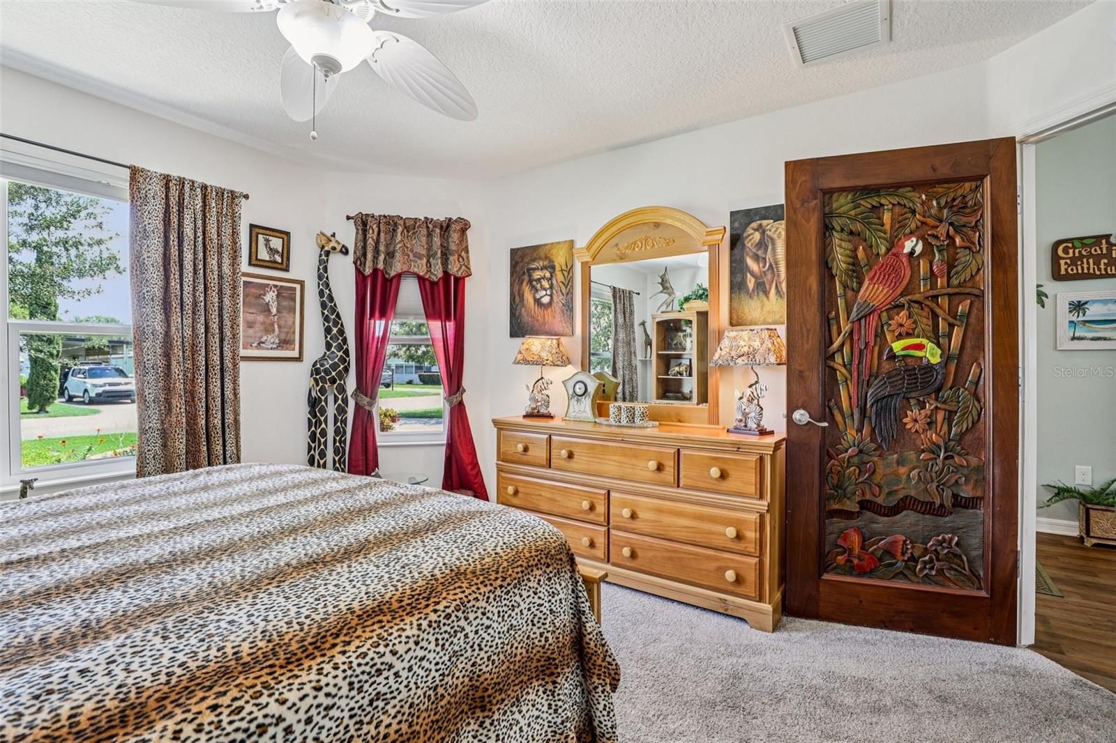 Image 22 of 57 For 703 Royal Palm Avenue