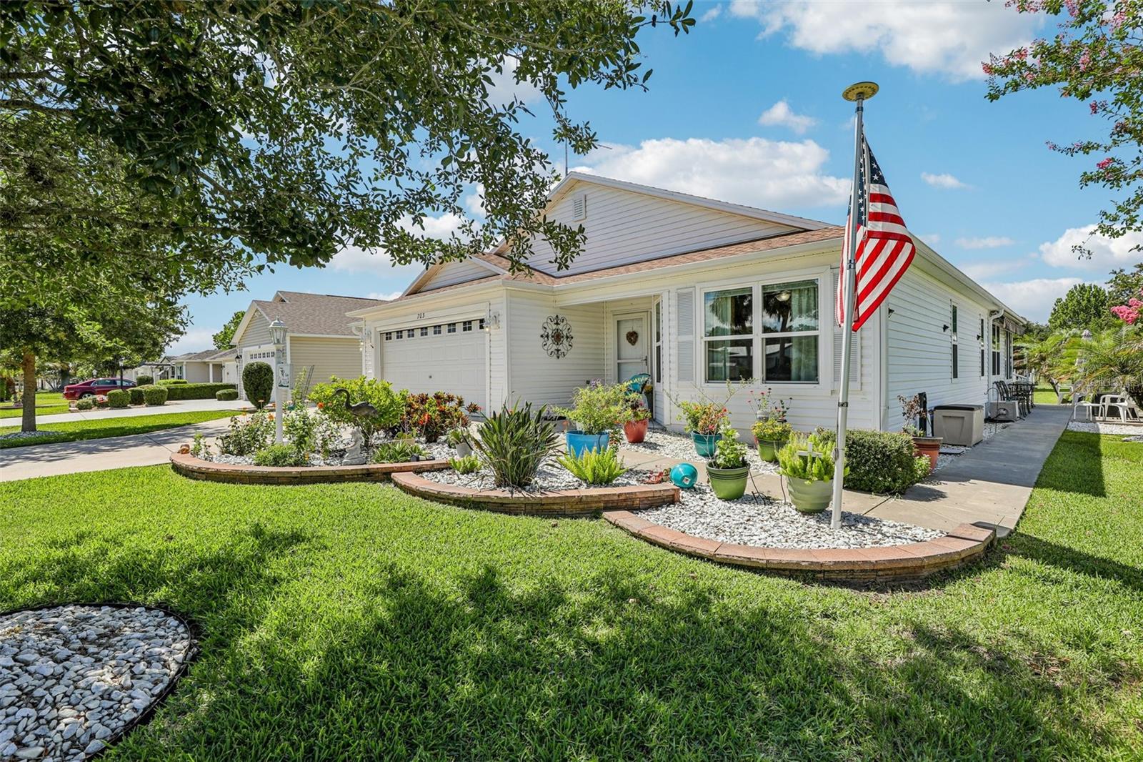 Image 41 of 57 For 703 Royal Palm Avenue