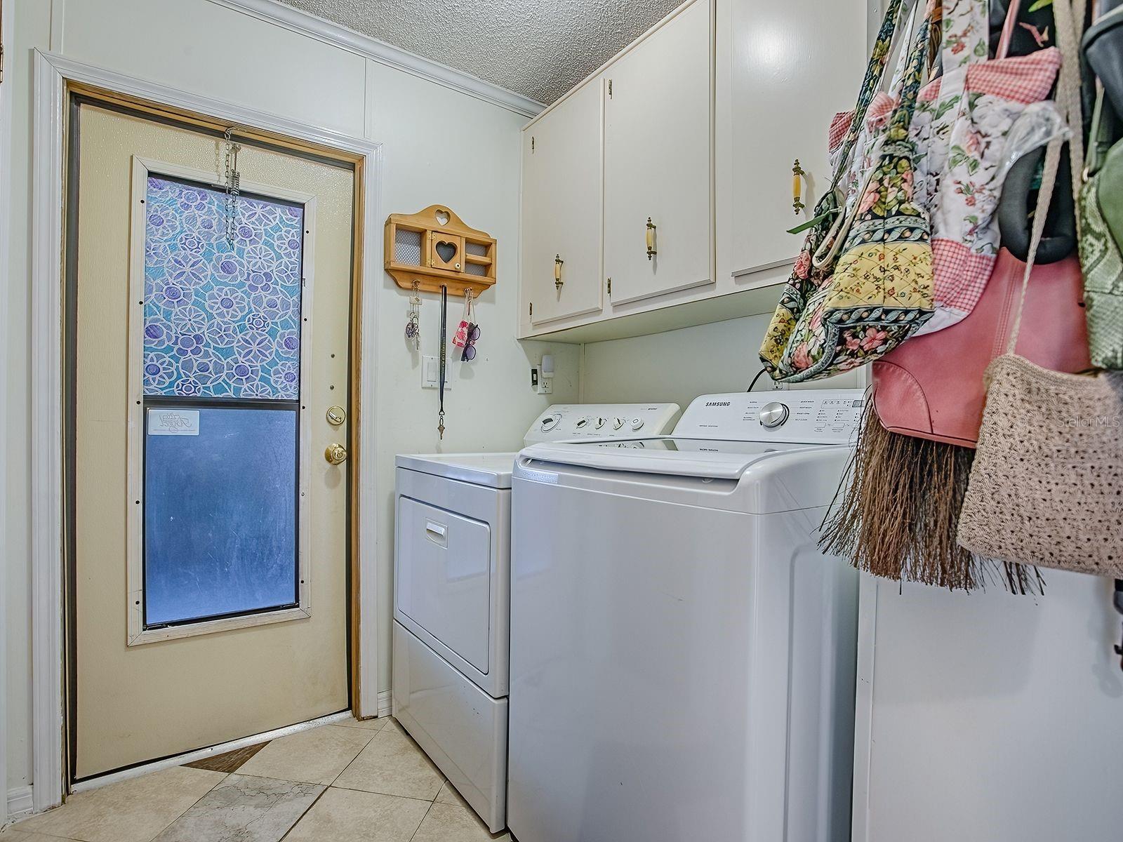 Image 15 of 45 For 25007 Bellevue