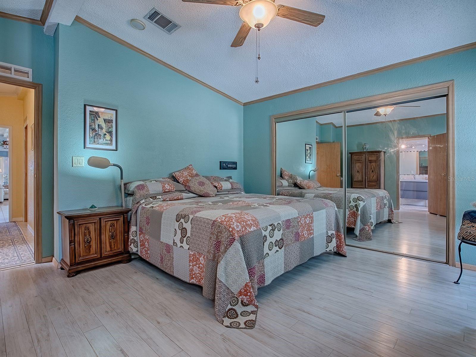 Image 44 of 45 For 25007 Bellevue