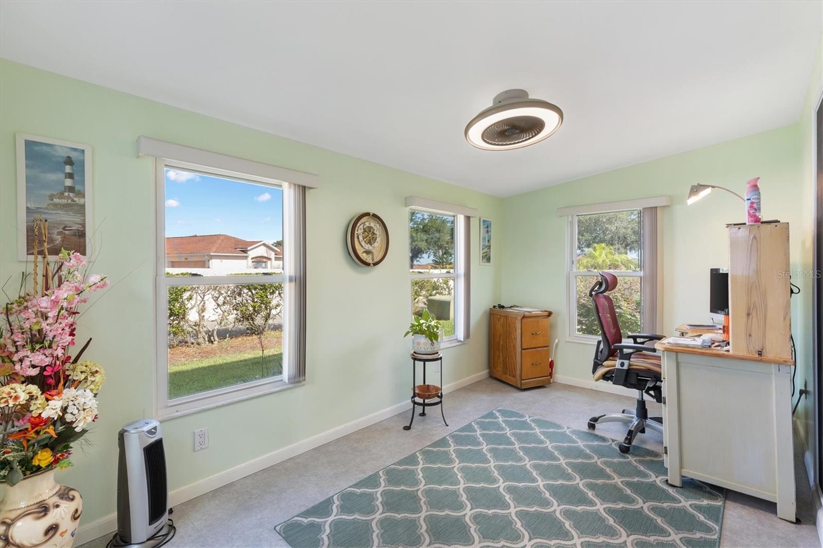 Image 17 of 34 For 714 Prado Drive