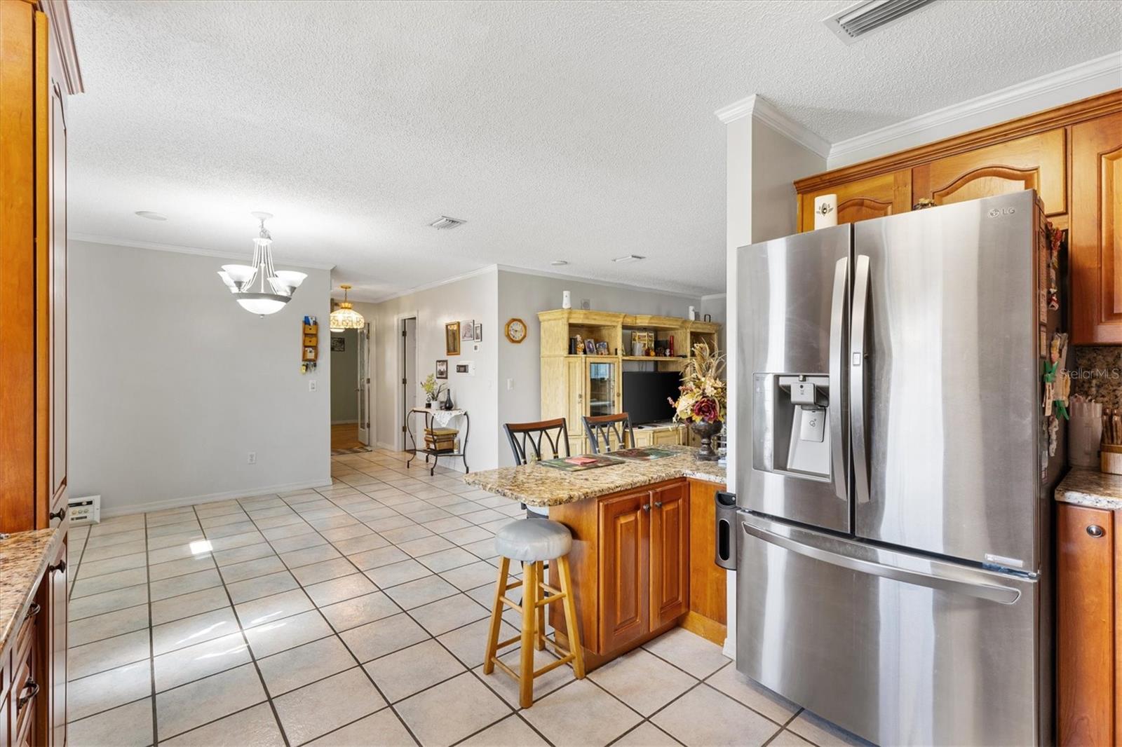 Image 8 of 34 For 714 Prado Drive