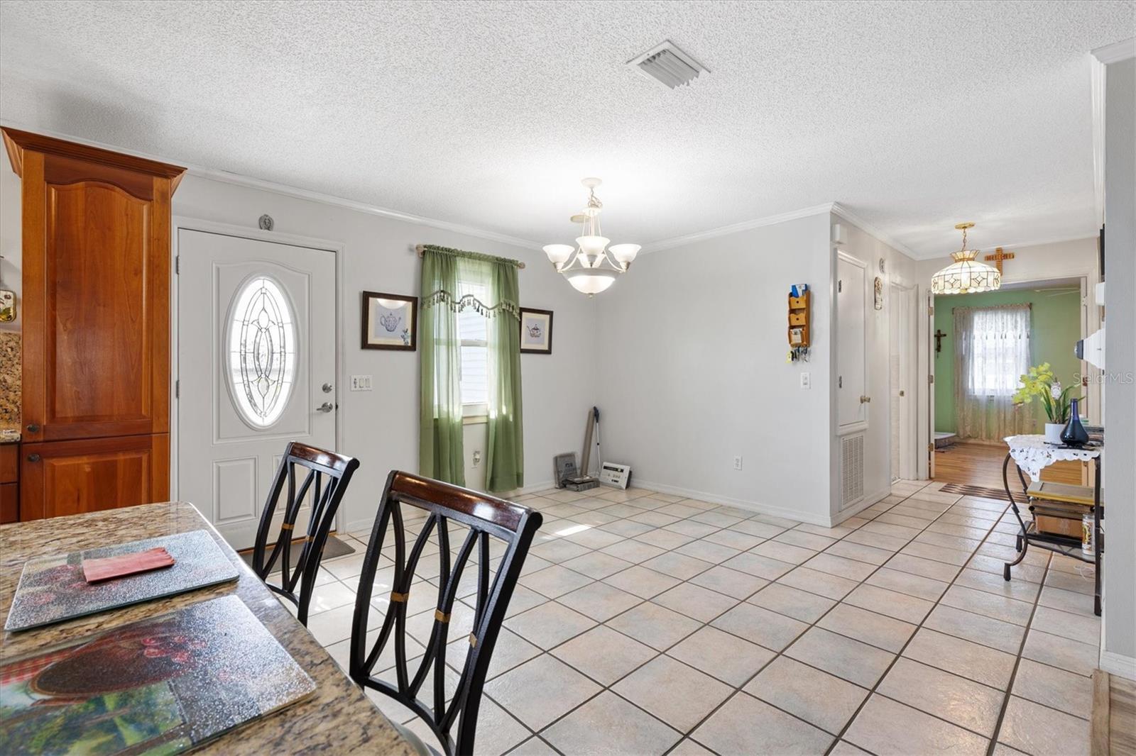 Image 9 of 34 For 714 Prado Drive