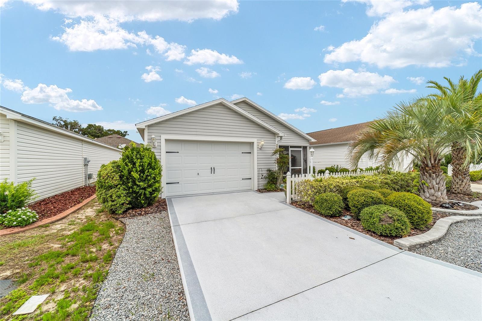 Image 2 of 51 For 2237 Jetta Way