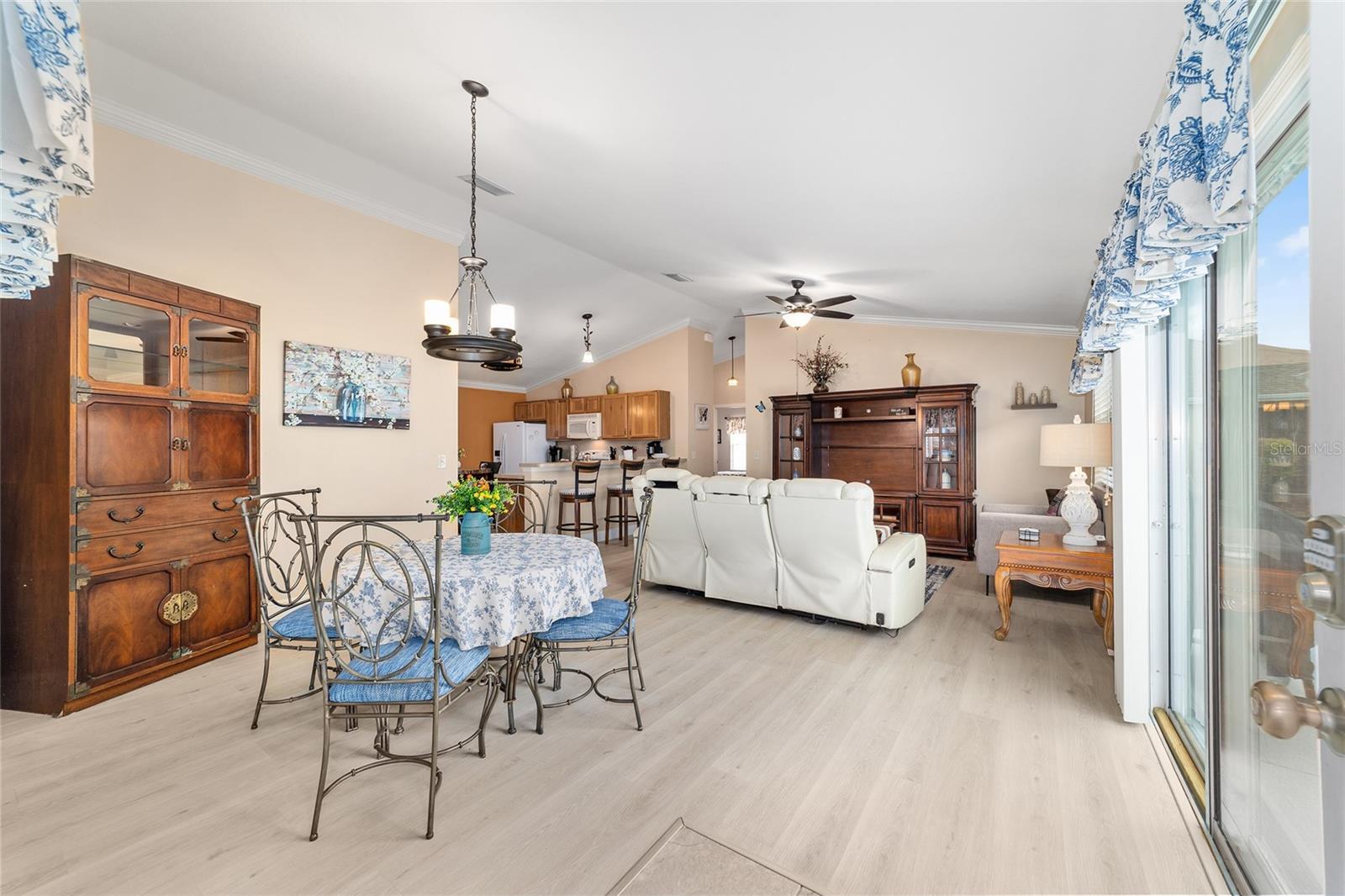 Image 7 of 51 For 2237 Jetta Way
