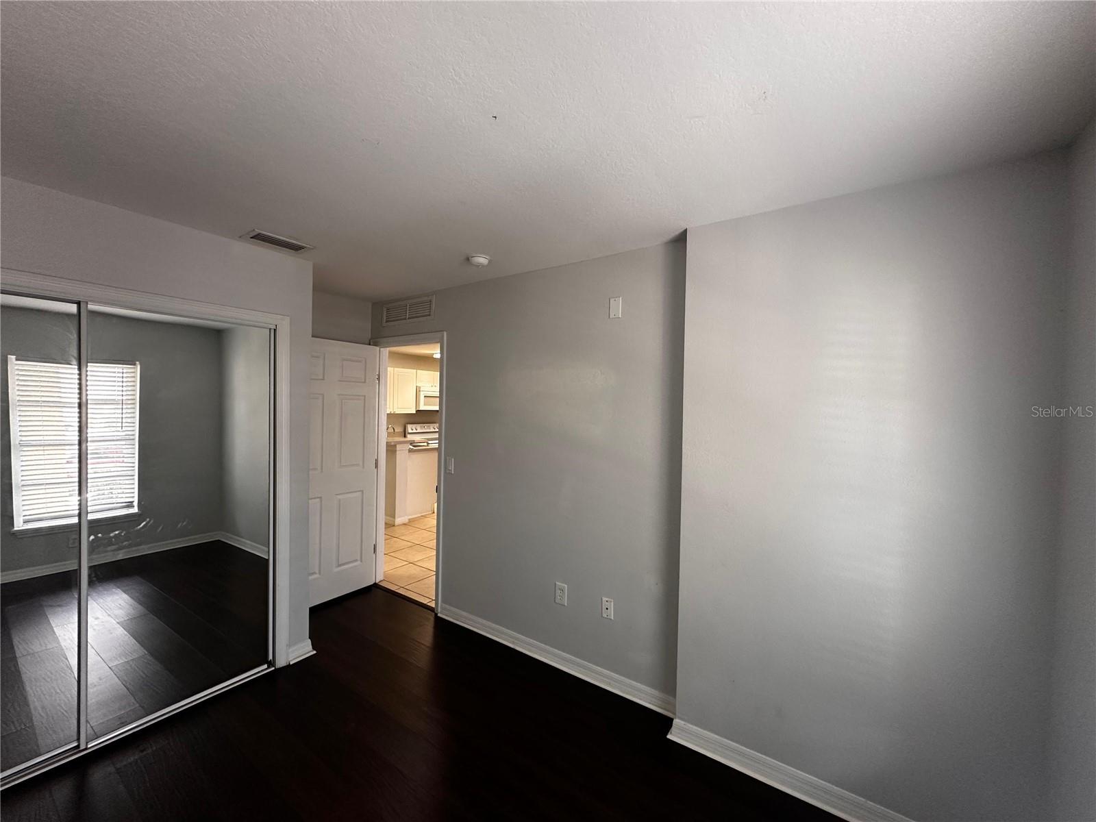 Image 12 of 27 For 2804 Club Cortile Circle A