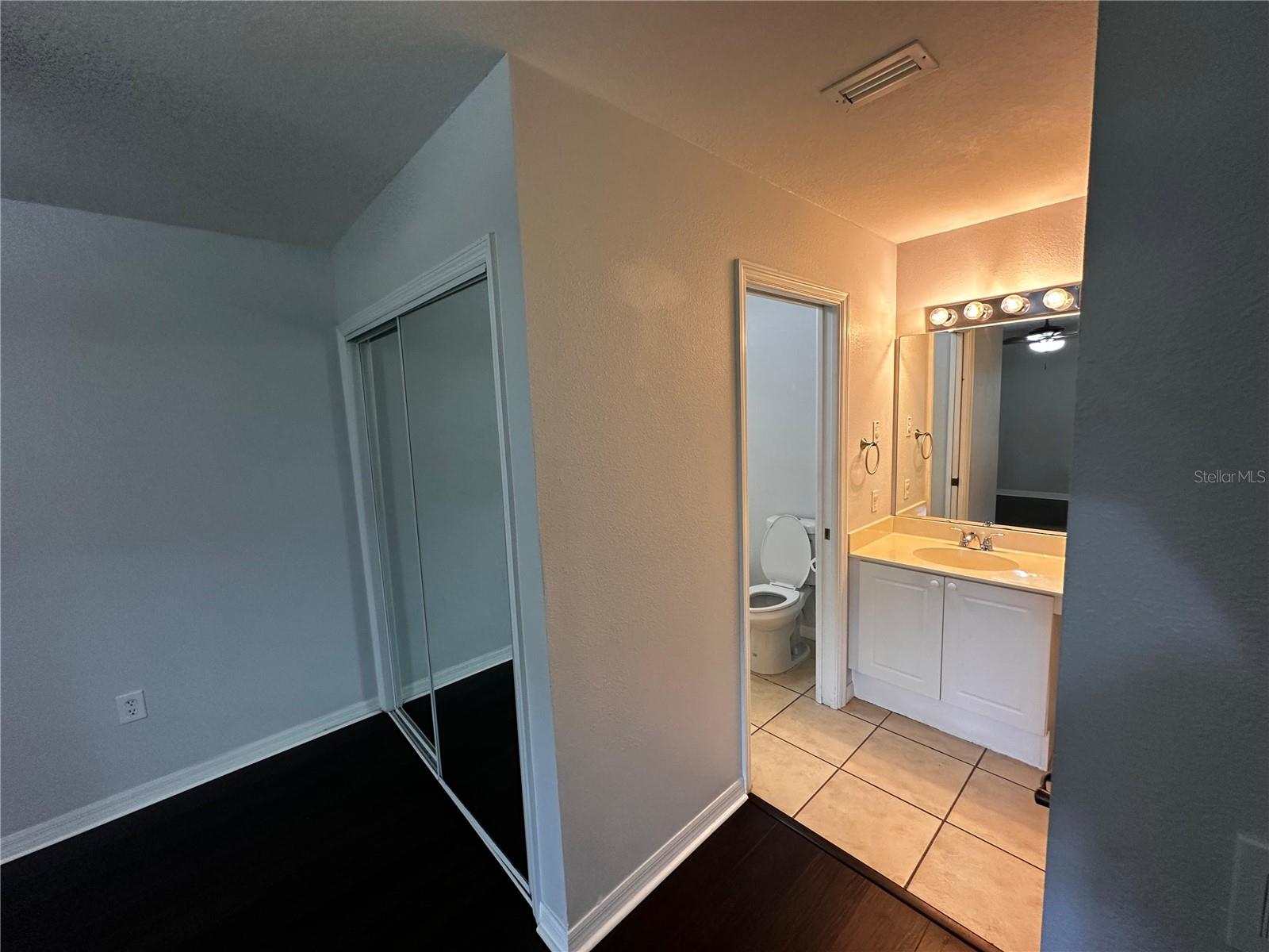 Image 22 of 27 For 2804 Club Cortile Circle A