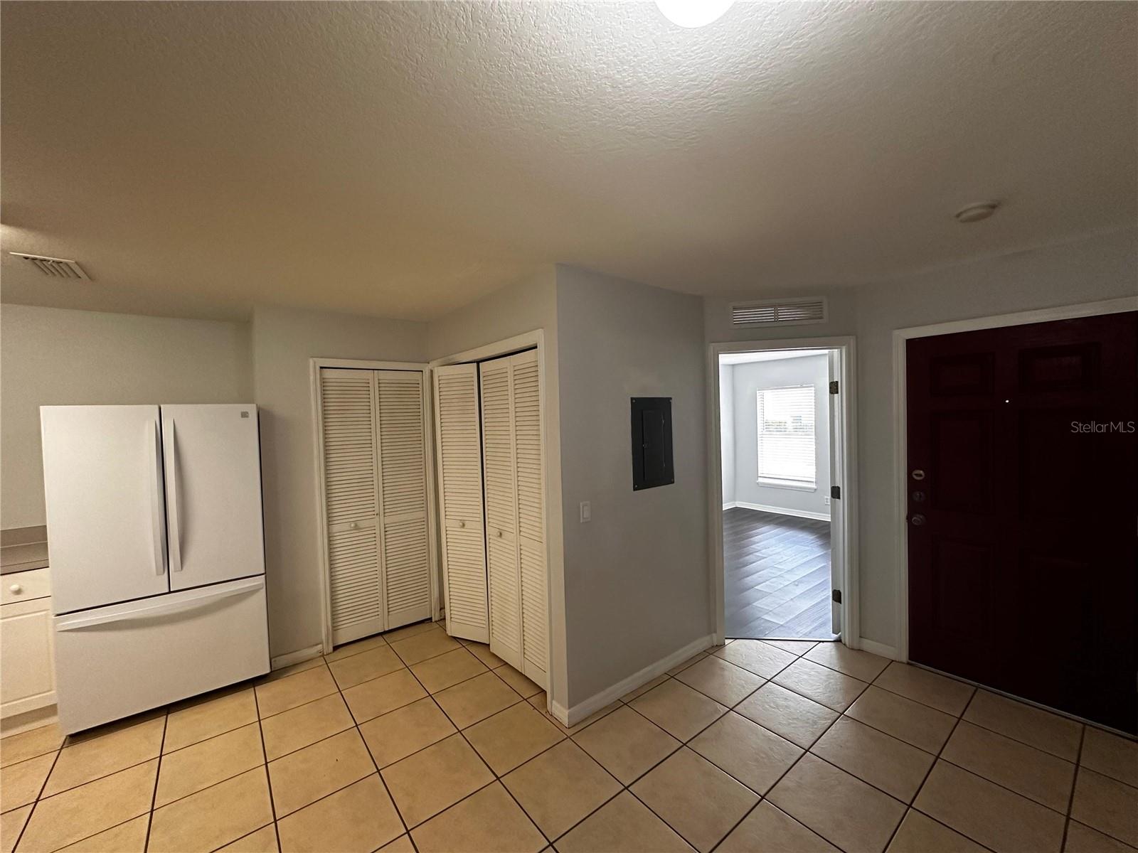 Image 6 of 27 For 2804 Club Cortile Circle A