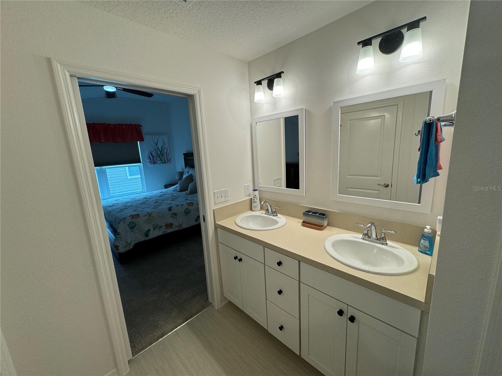 Image 12 of 18 For 7715 Guarino Lane