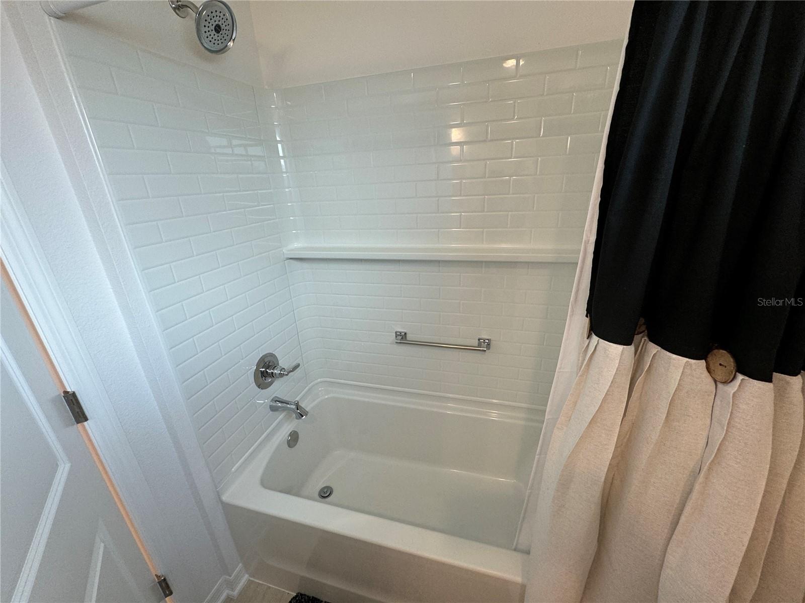 Image 14 of 18 For 7715 Guarino Lane
