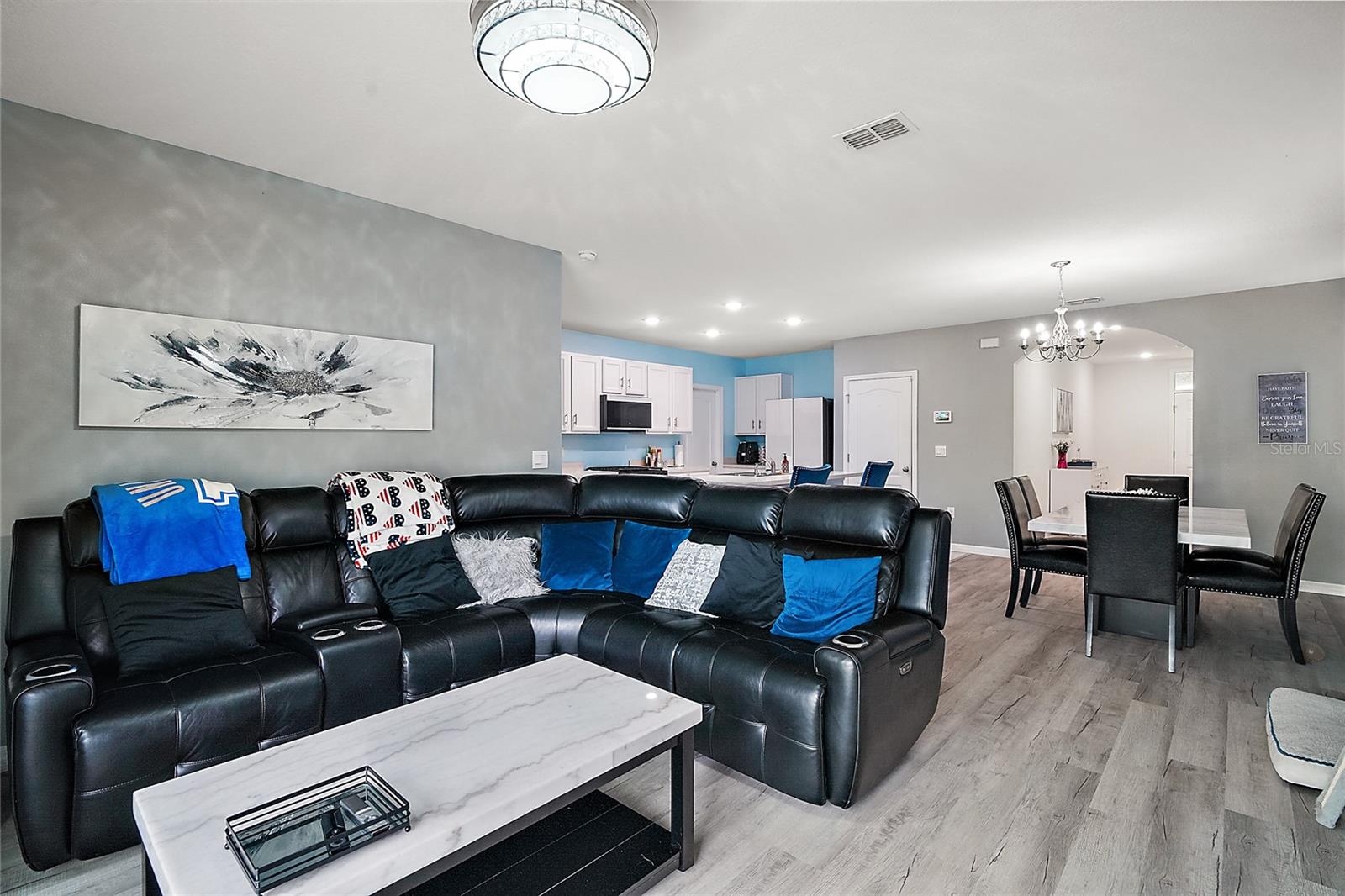 Image 15 of 43 For 30422 Pintail Drive