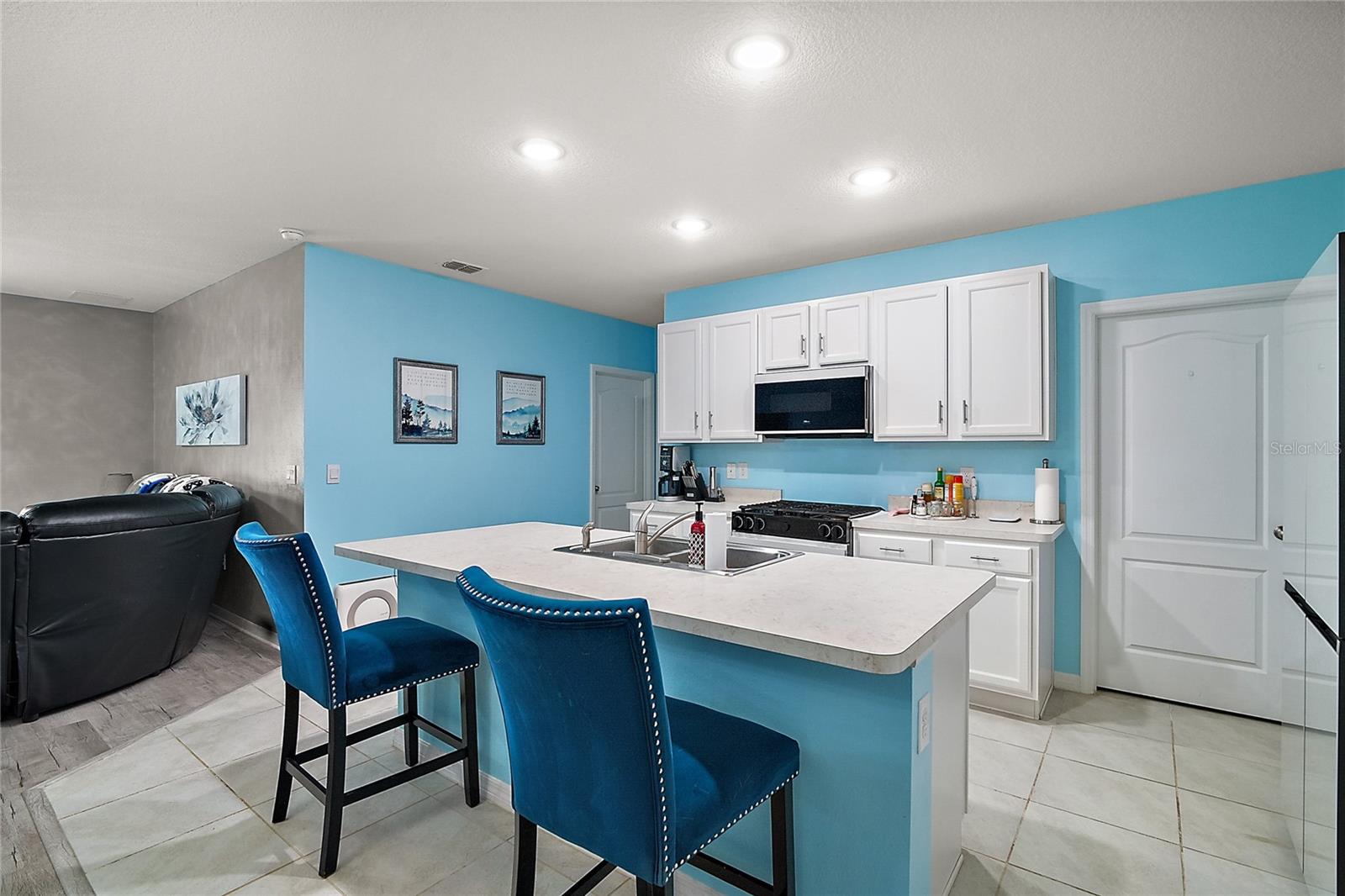 Image 8 of 43 For 30422 Pintail Drive