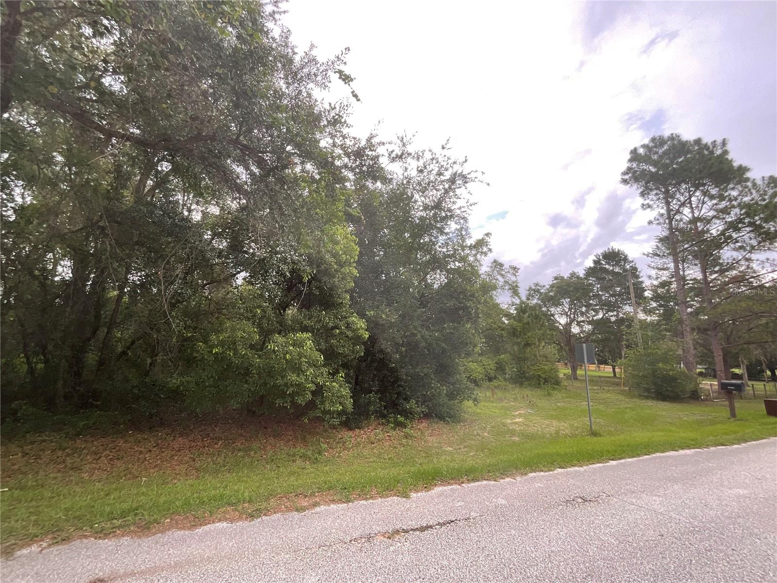 Image 6 of 11 For Howey Cross Road