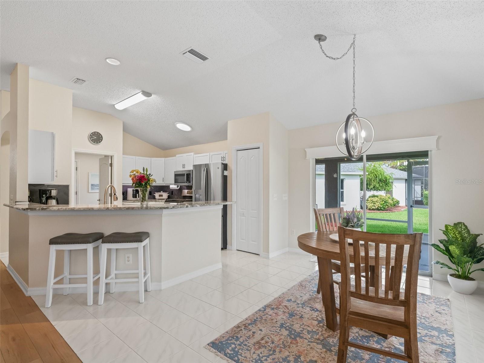Image 14 of 36 For 3057 Saint Thomas Lane