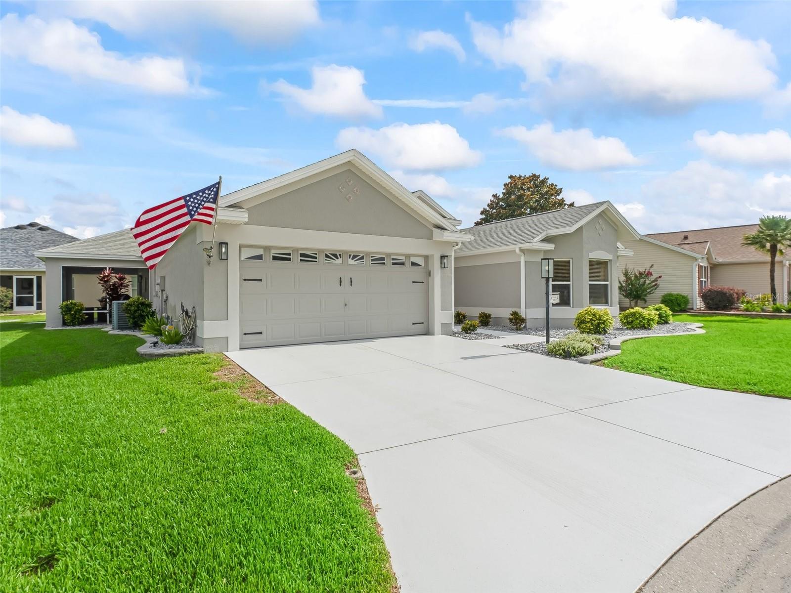 Image 2 of 36 For 3057 Saint Thomas Lane