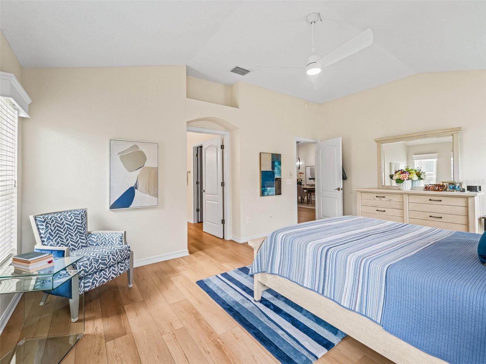 Image 21 of 36 For 3057 Saint Thomas Lane