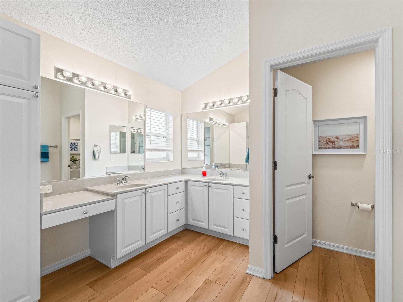 Image 22 of 36 For 3057 Saint Thomas Lane