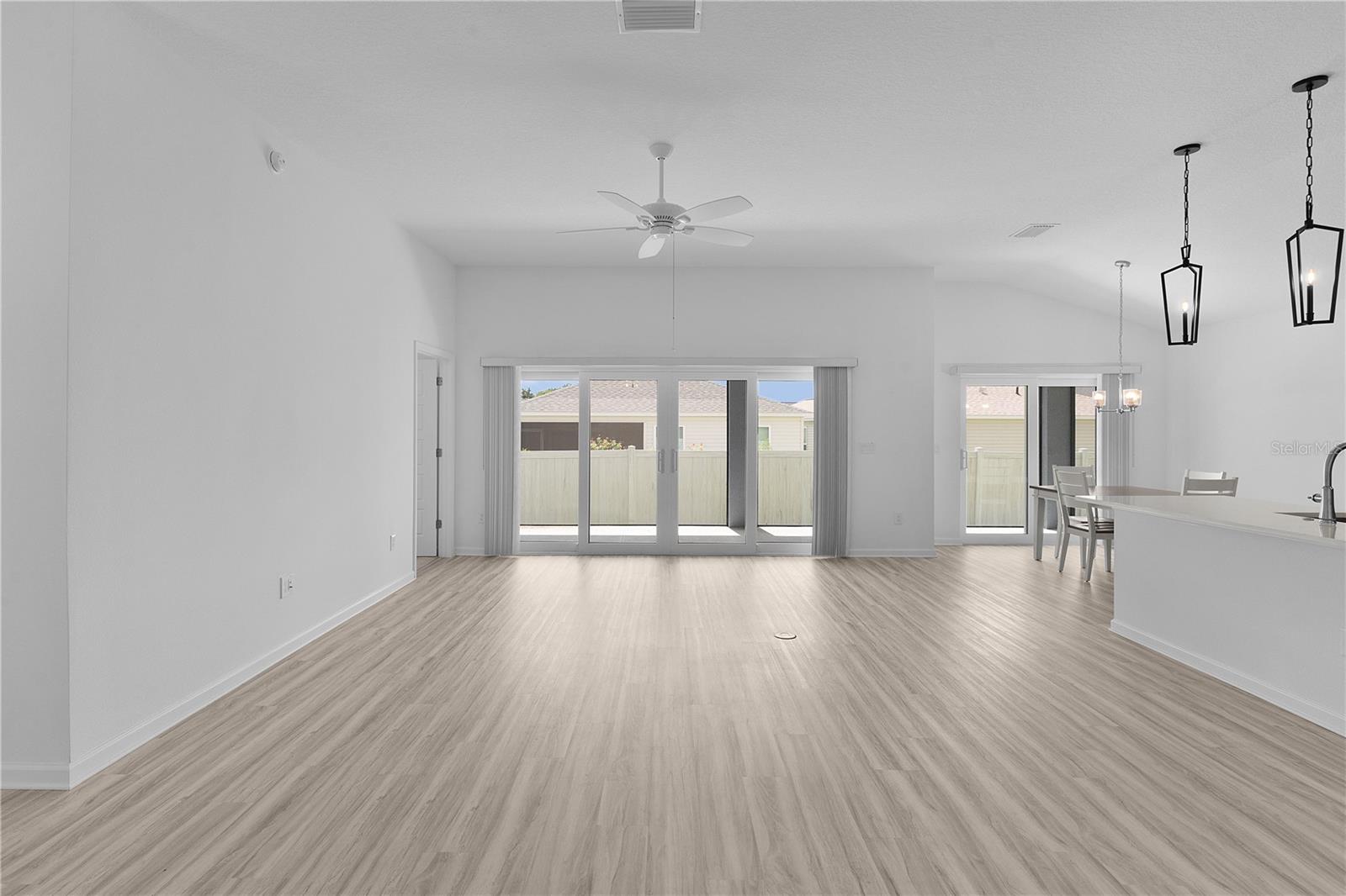 Image 12 of 47 For 6949 Minchew Circle