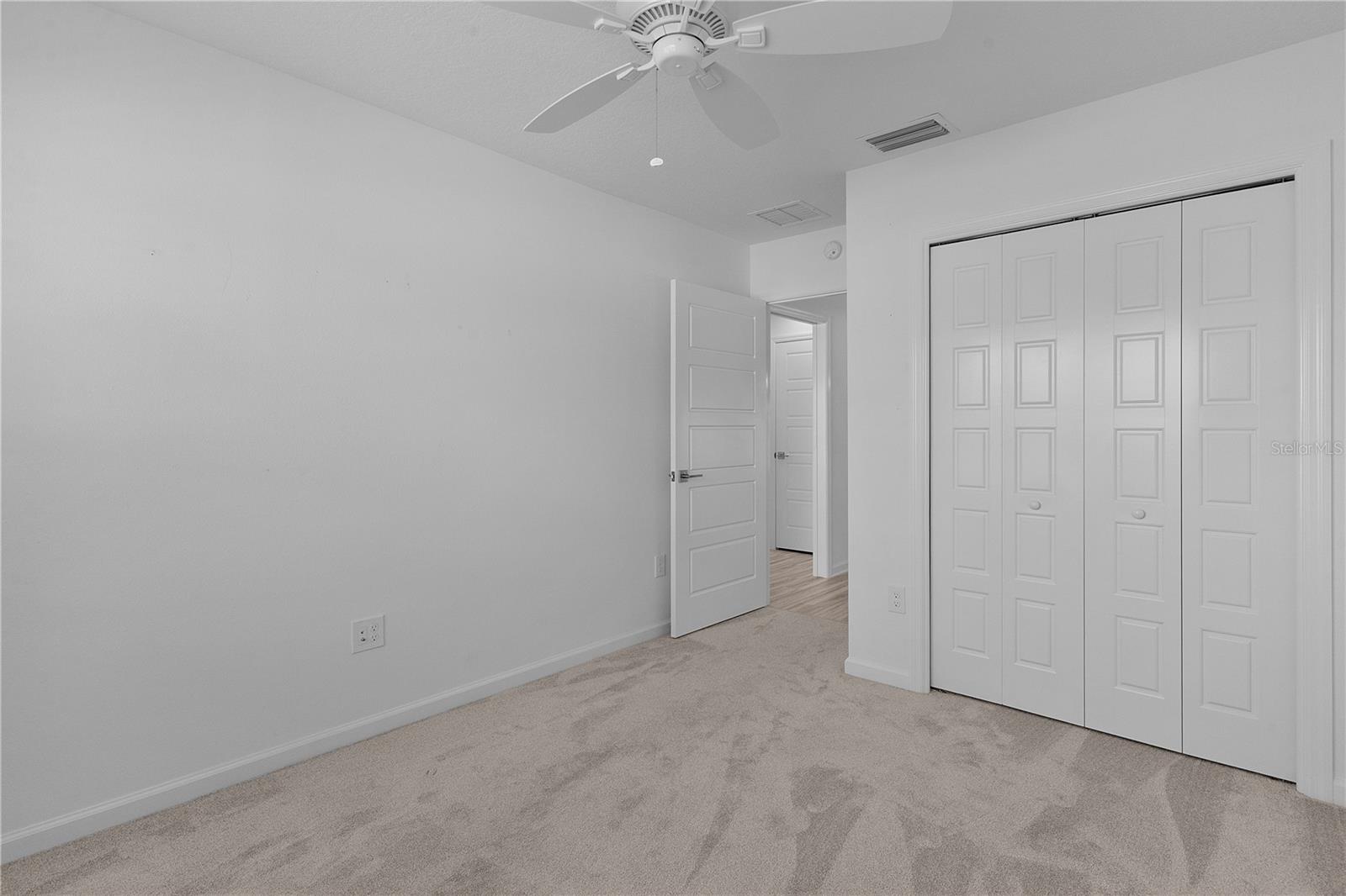 Image 36 of 47 For 6949 Minchew Circle