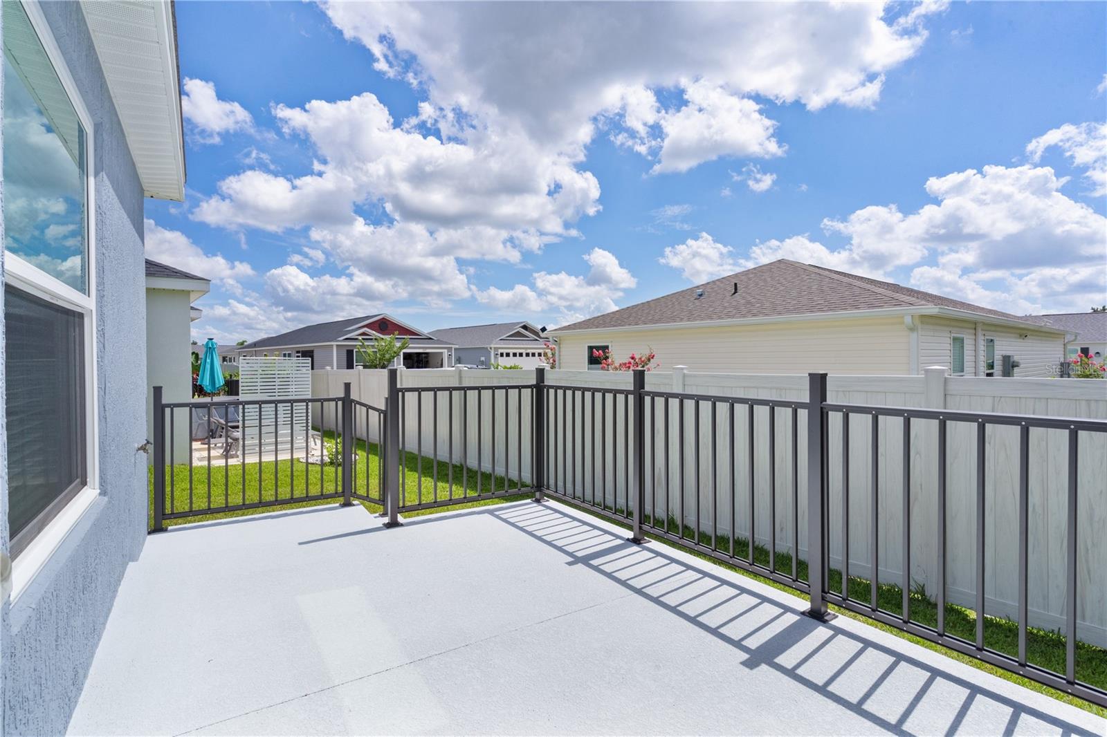 Image 9 of 47 For 6949 Minchew Circle