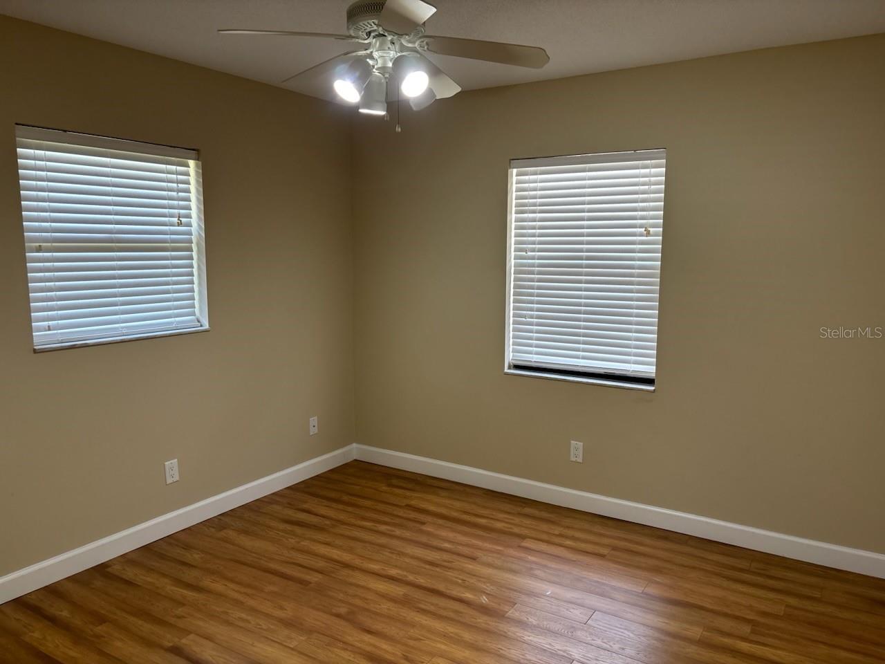 Image 17 of 32 For 7186 Whippoorwill Terrace