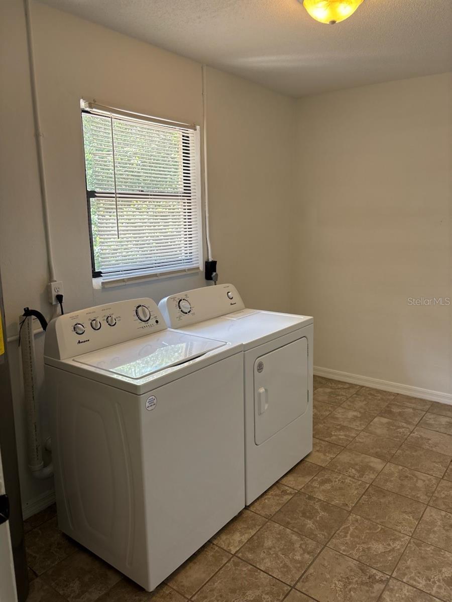 Image 28 of 32 For 7186 Whippoorwill Terrace