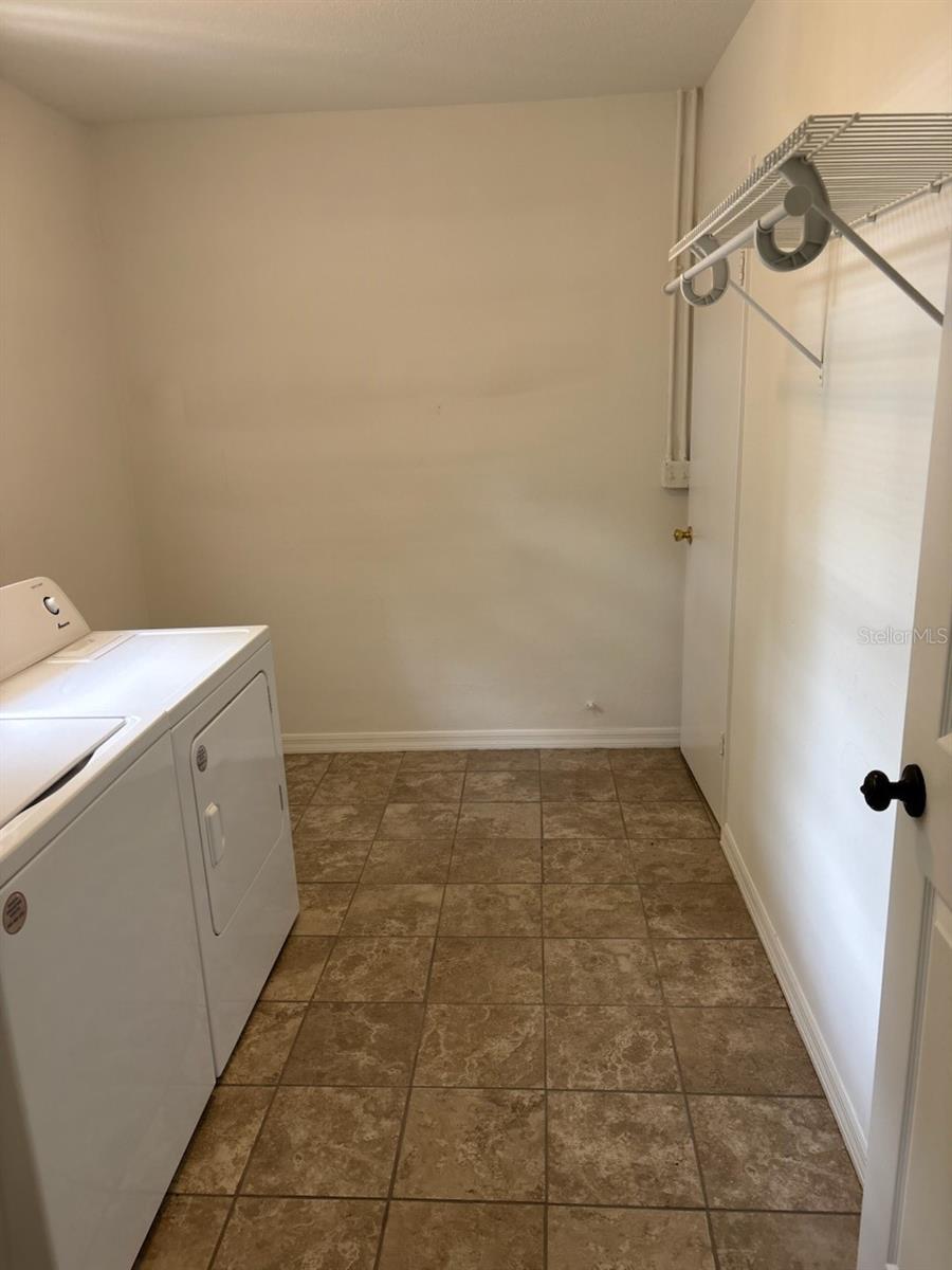 Image 29 of 32 For 7186 Whippoorwill Terrace
