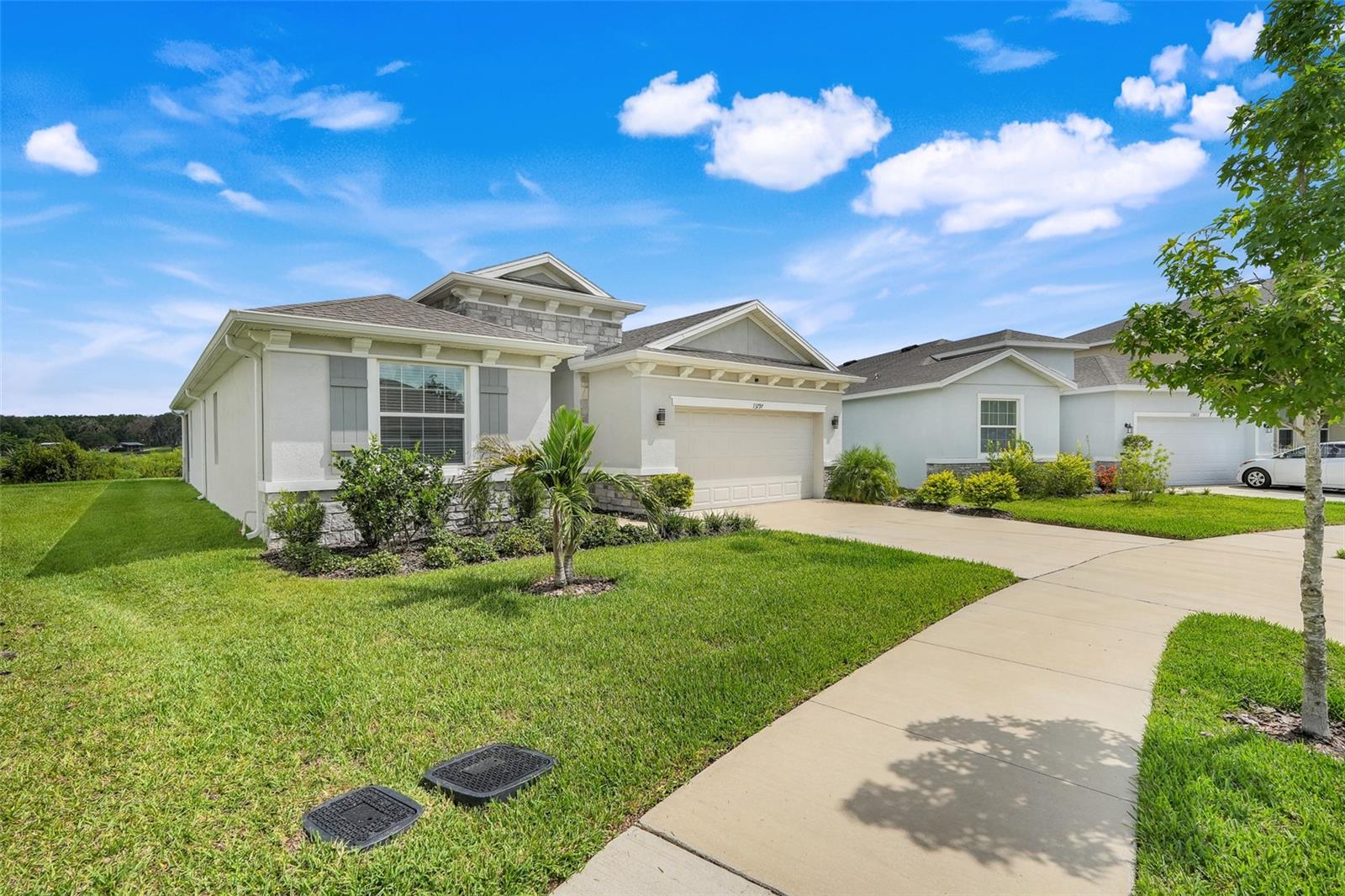 Listing photo id 0 for 13797 Wineberry Drive